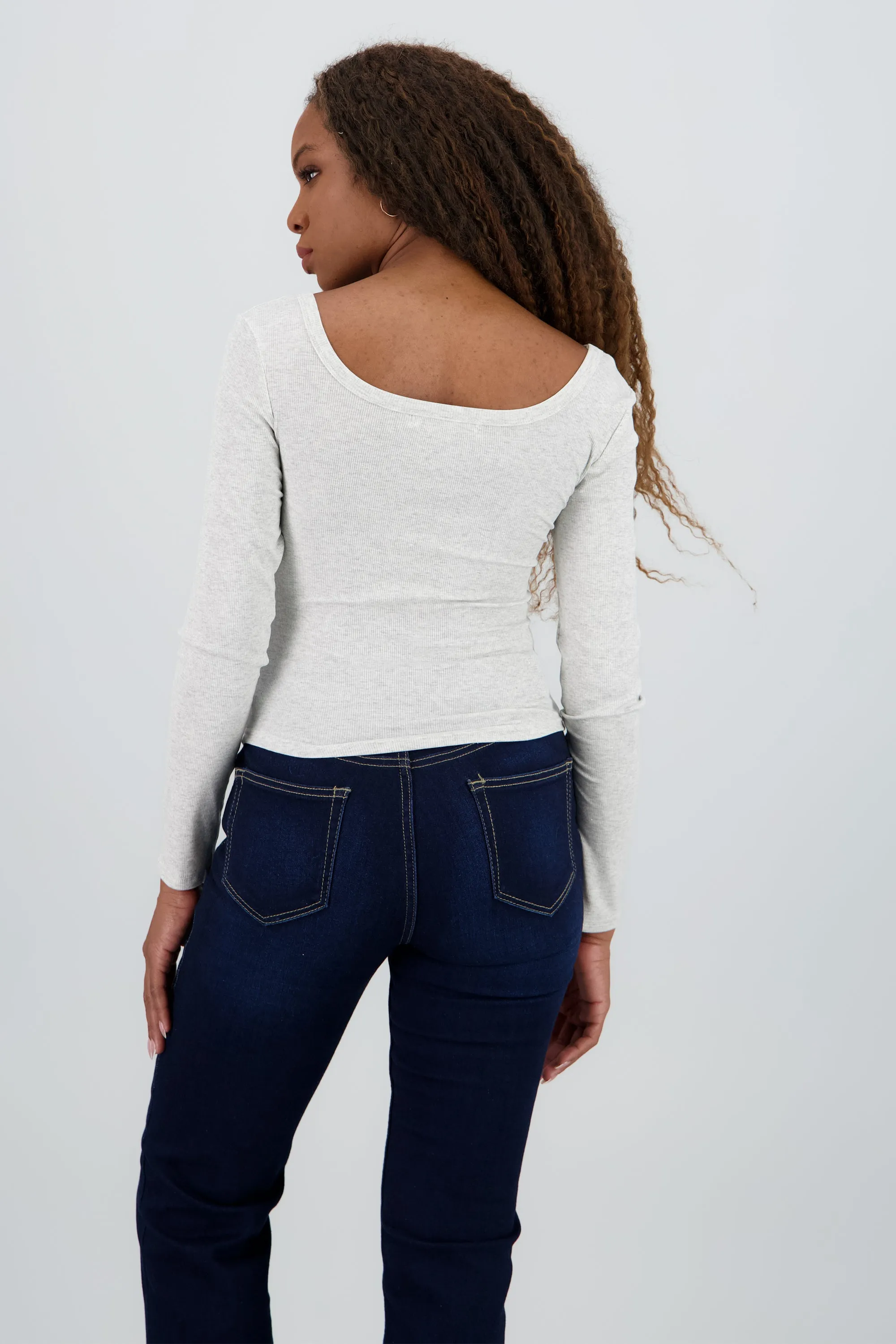 Blusa manga larga cuello redondo sold by Shasa product image thumbnail 4