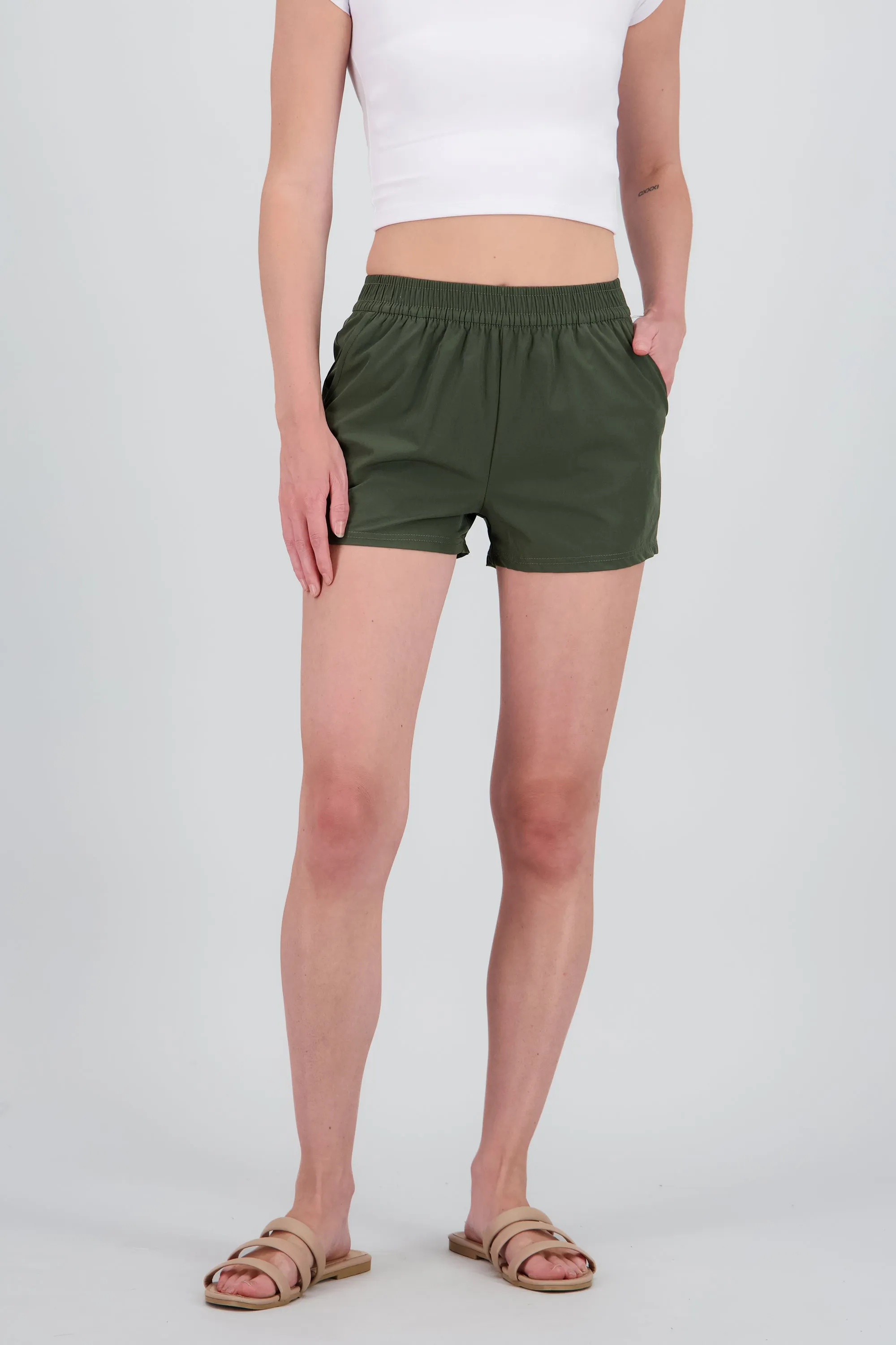Shorts cortos con bolsas lisos sold by Shasa product image thumbnail 2