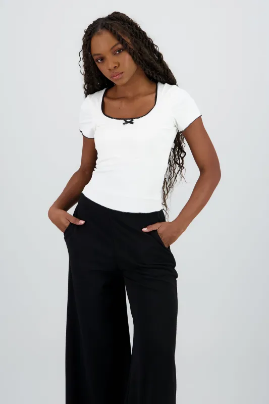 Top con detalle de moño sold by Shasa