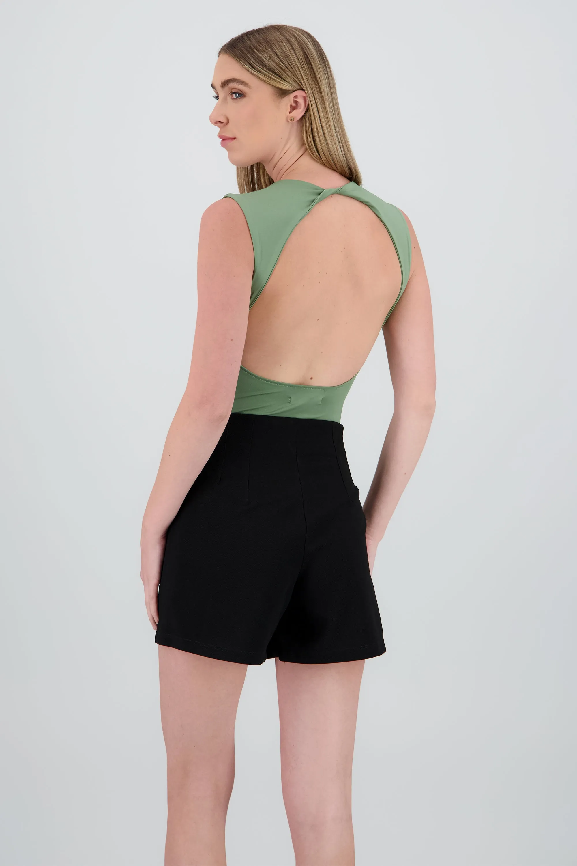 Body manga corta escote espalda sold by Shasa