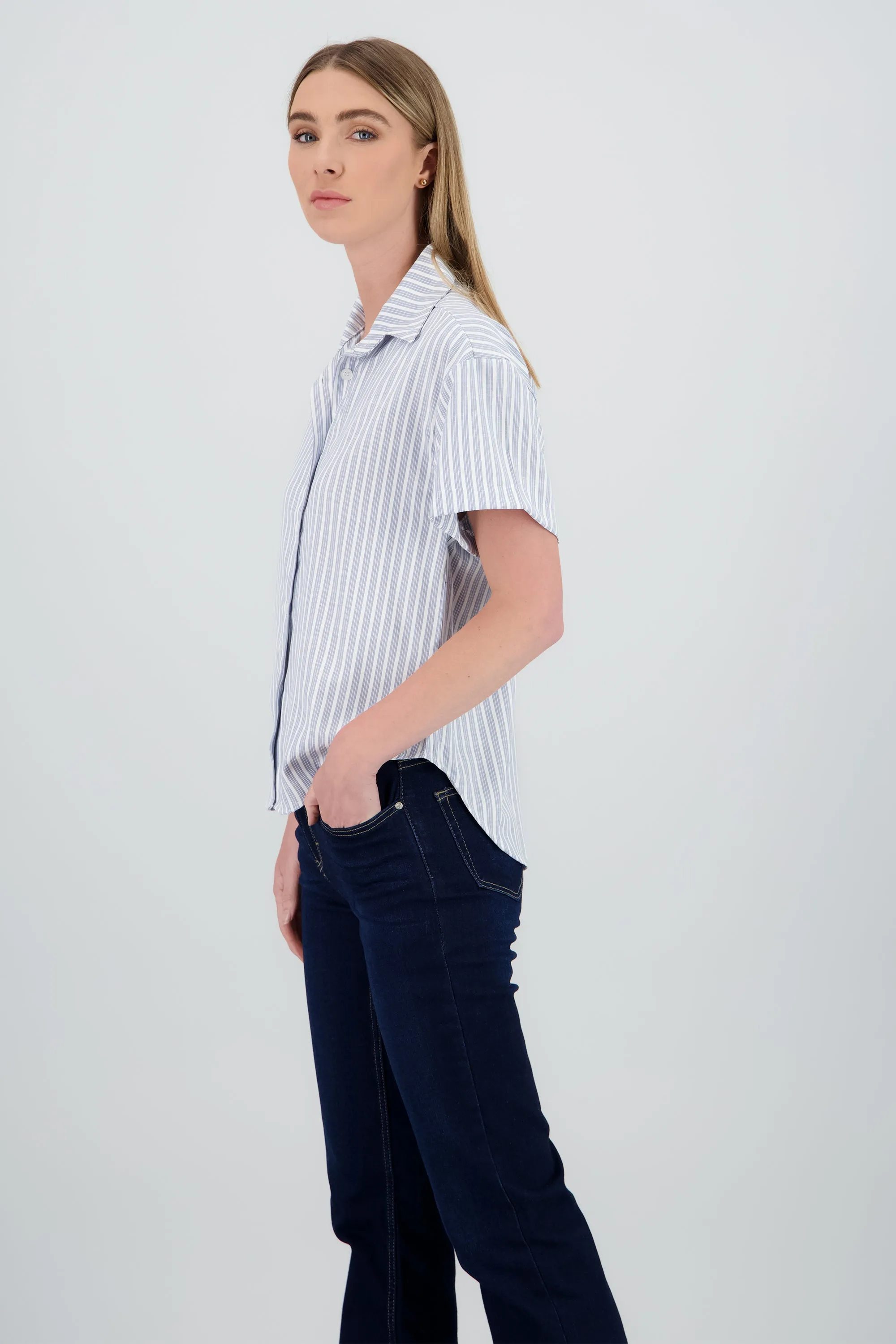 Camisa manga corta detalle triple raya sold by Shasa product image thumbnail 3