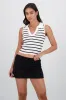 Top rayas cuello polo sin mangas sold by Shasa
