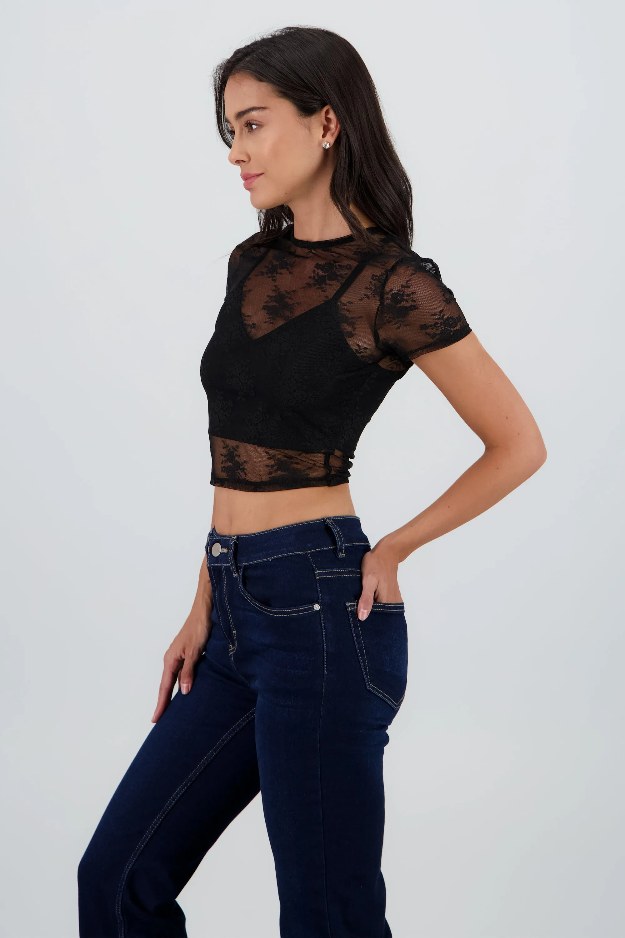 Top de manga corta con encaje mesh sold by Shasa product image thumbnail 3