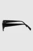 Lente wayfarer geometrico traslucido sold by Shasa
