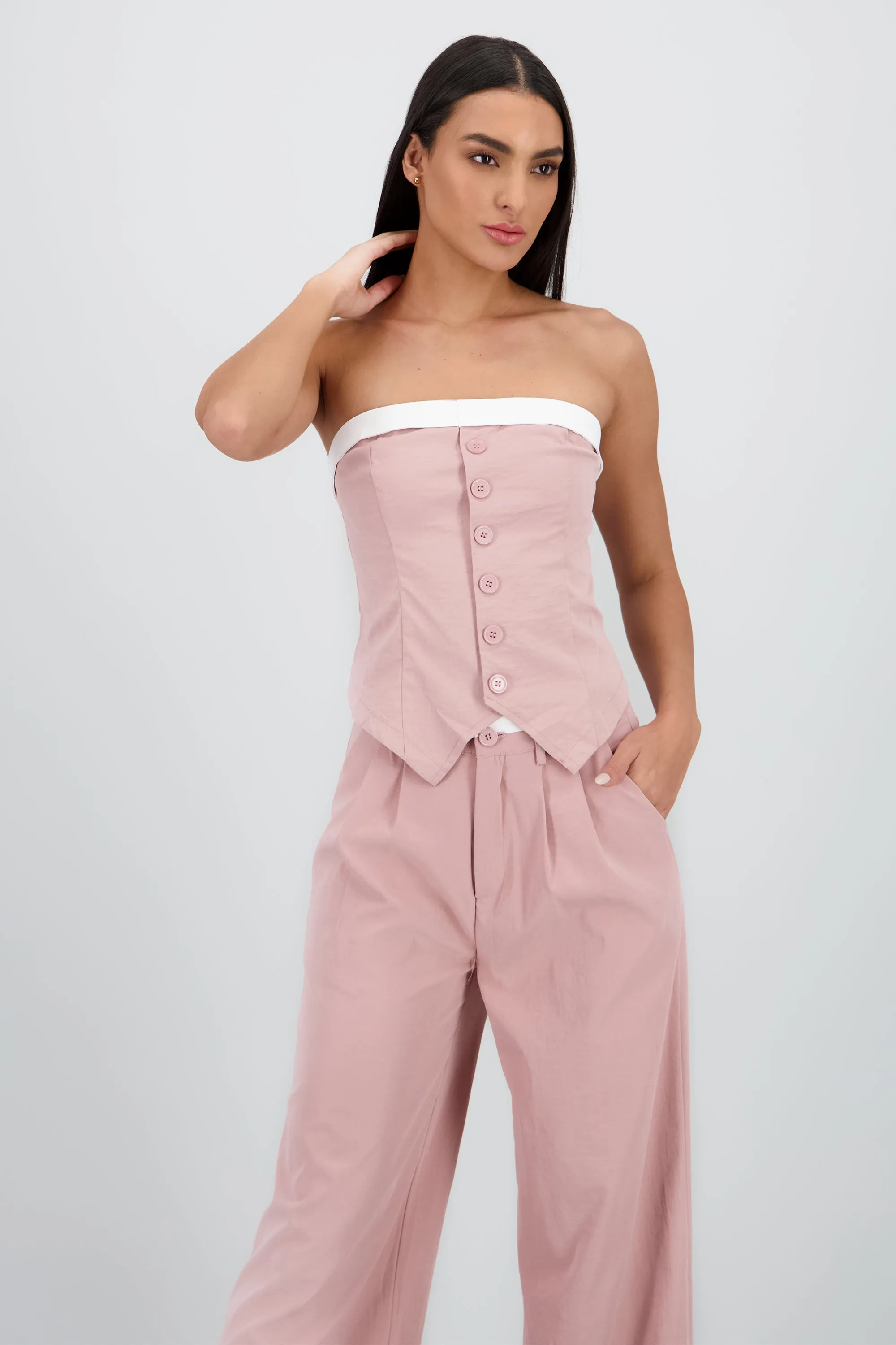 Top strapless sastre detalle contraste color Hyps sold by Shasa