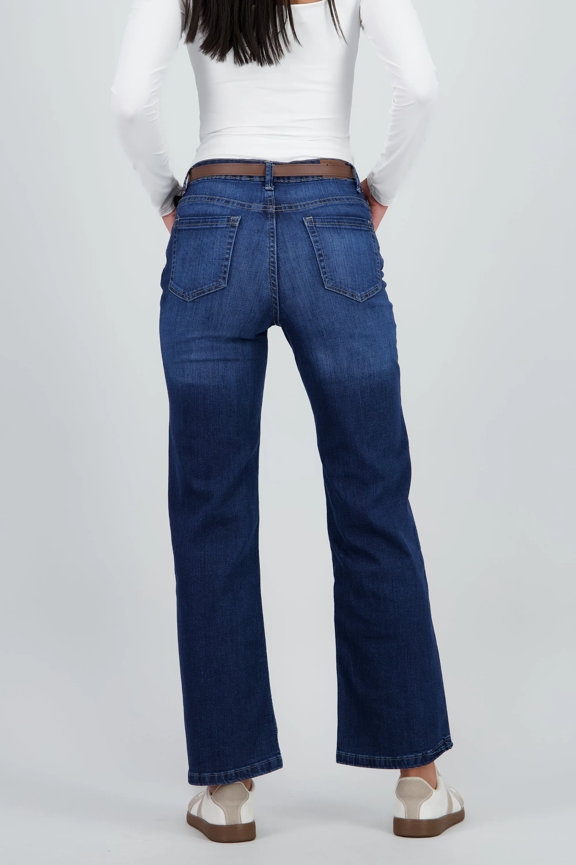 Jeans straight corte básico sold by Shasa product image thumbnail 4
