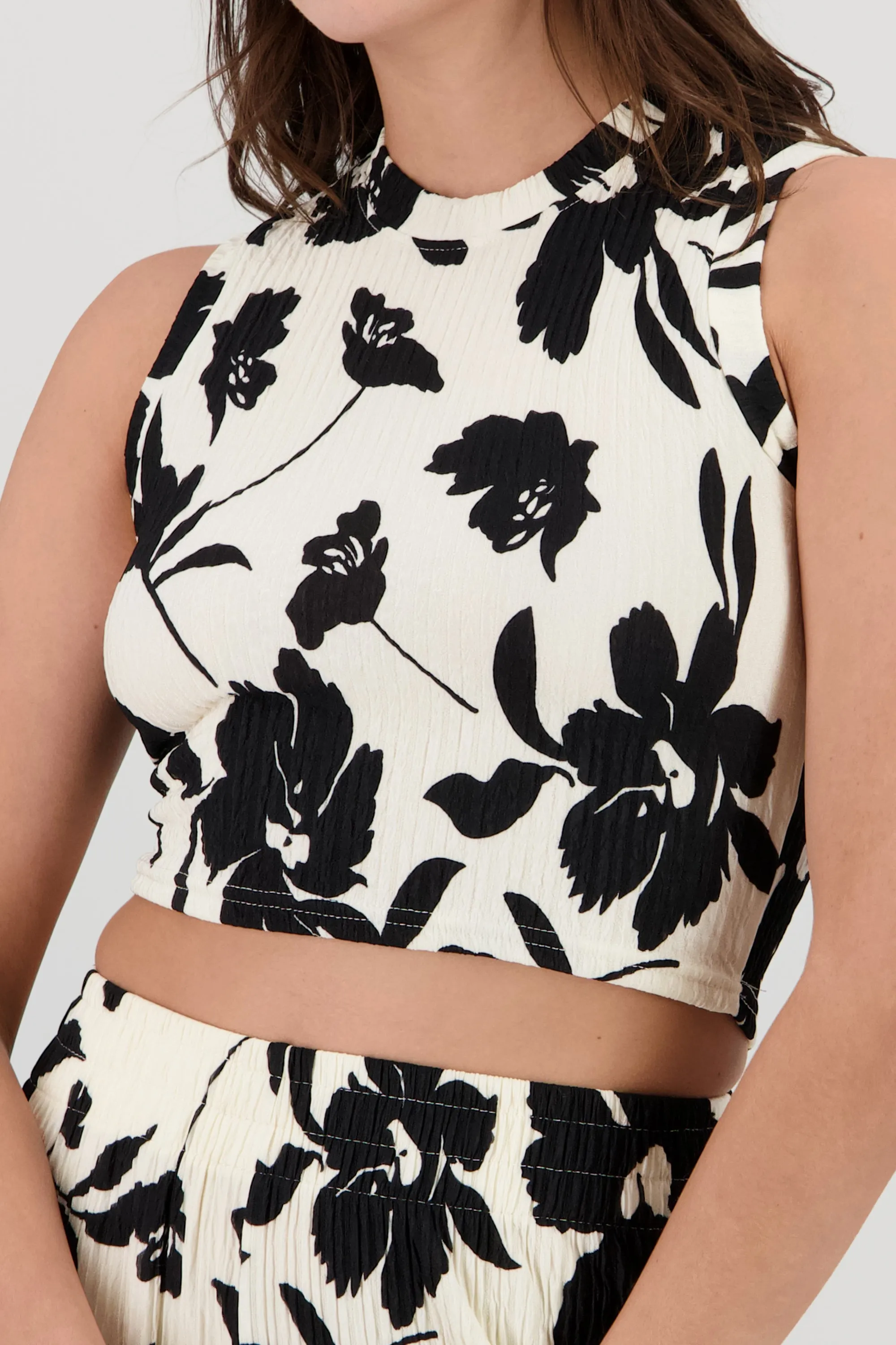 Top textura flores tropicales sold by Shasa product image thumbnail 5