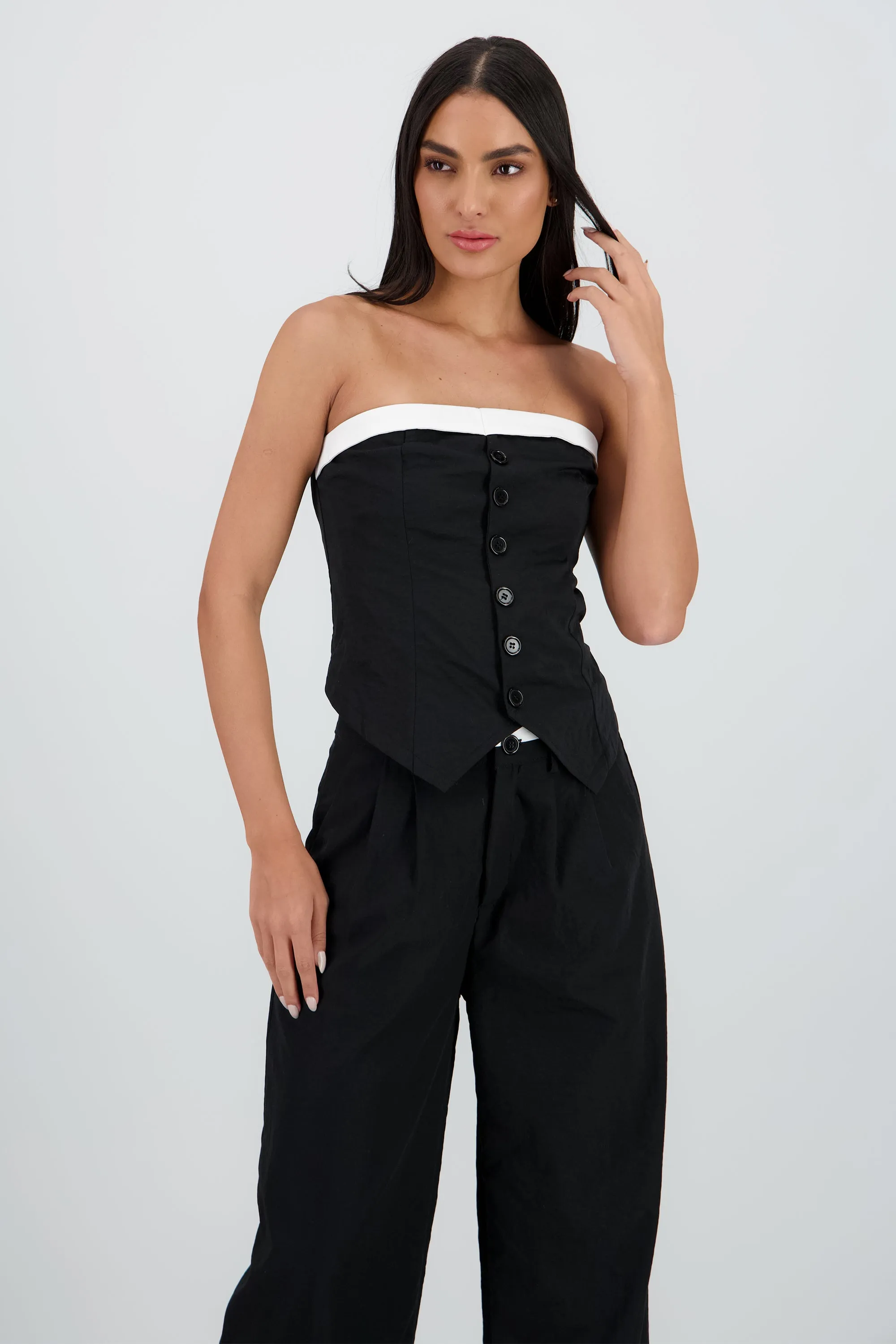 Top strapless sastre detalle contraste color Hyps sold by Shasa product image thumbnail 2