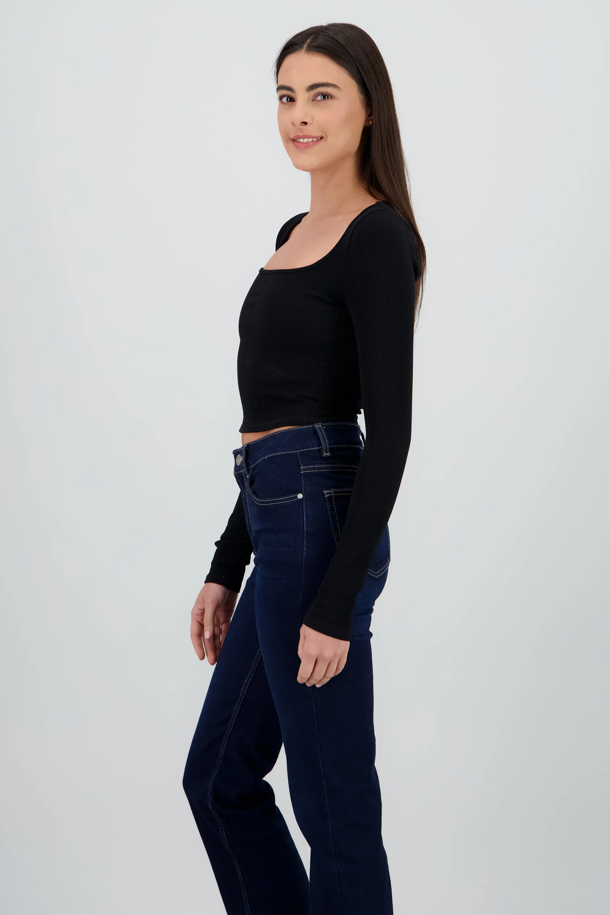 Top manga larga escote cuadrado sold by Shasa product image thumbnail 3