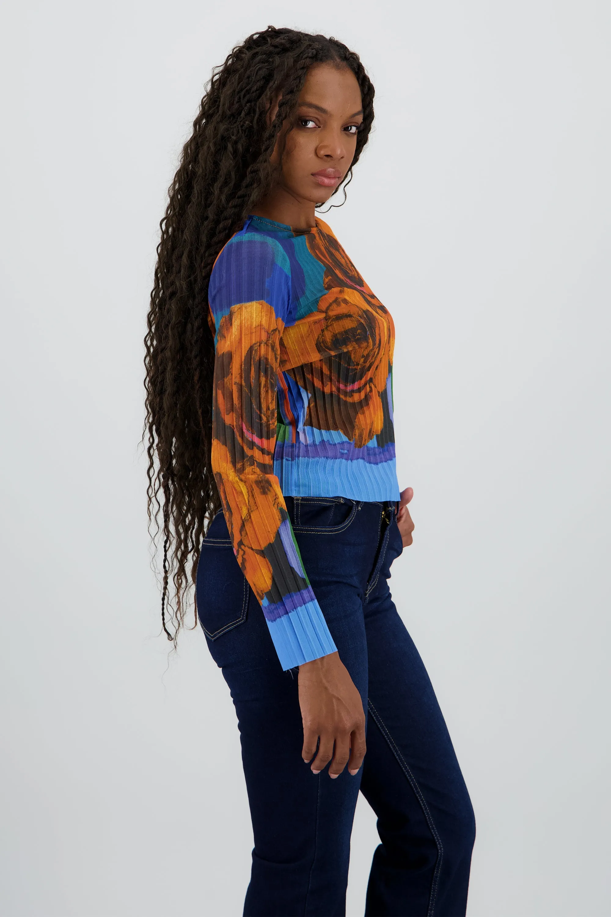 Blusa mesh estampado flores digital sold by Shasa product image thumbnail 3