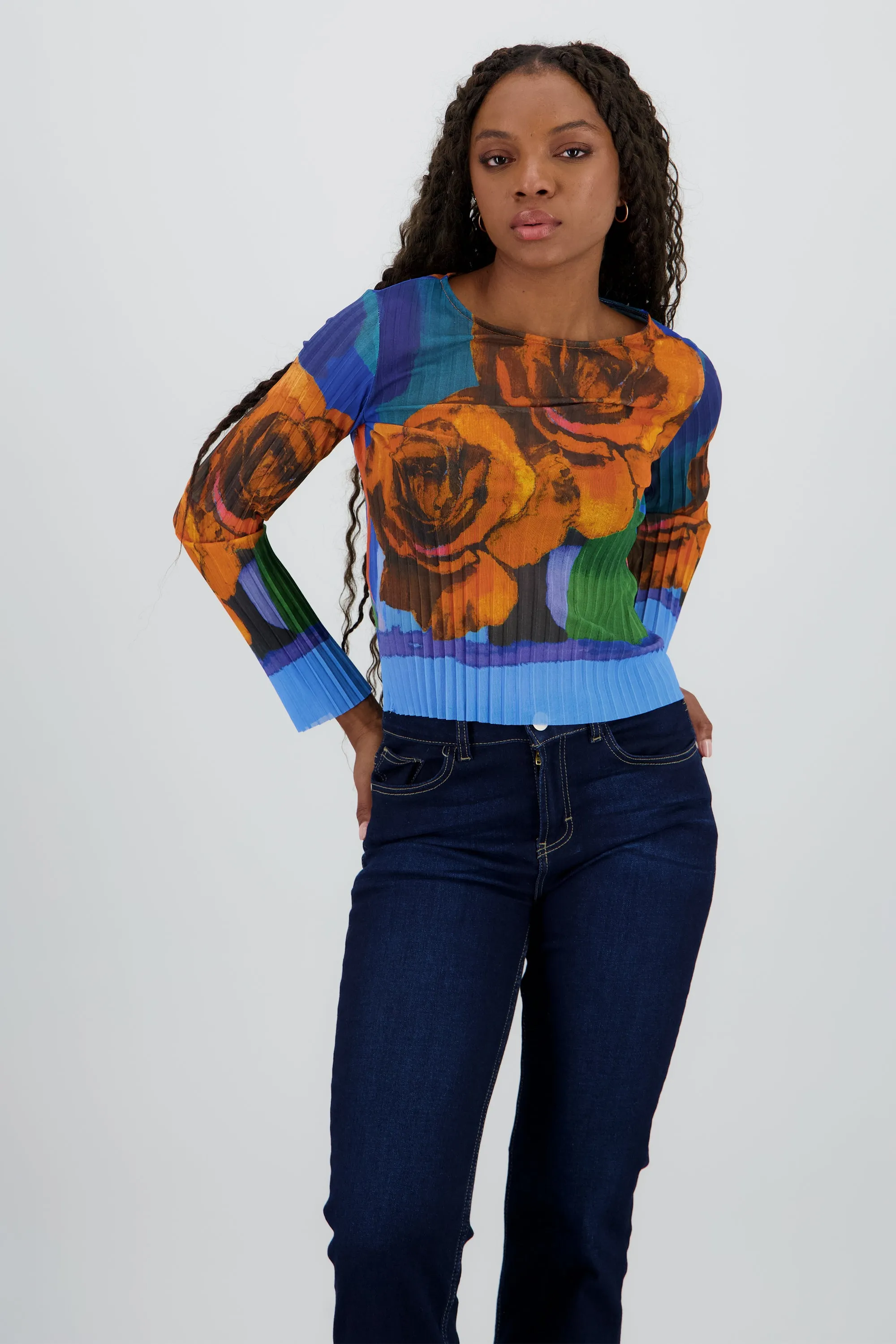 Blusa mesh estampado flores digital sold by Shasa product image thumbnail 2