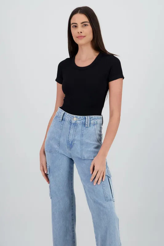 Top manga corta cuello redondo sold by Shasa