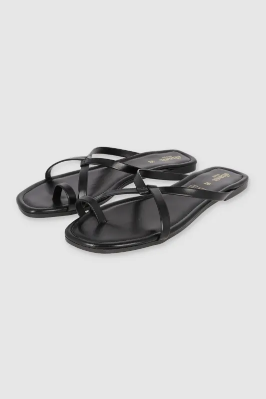 SANDALIAS ANILLO COSTURA sold by Shasa