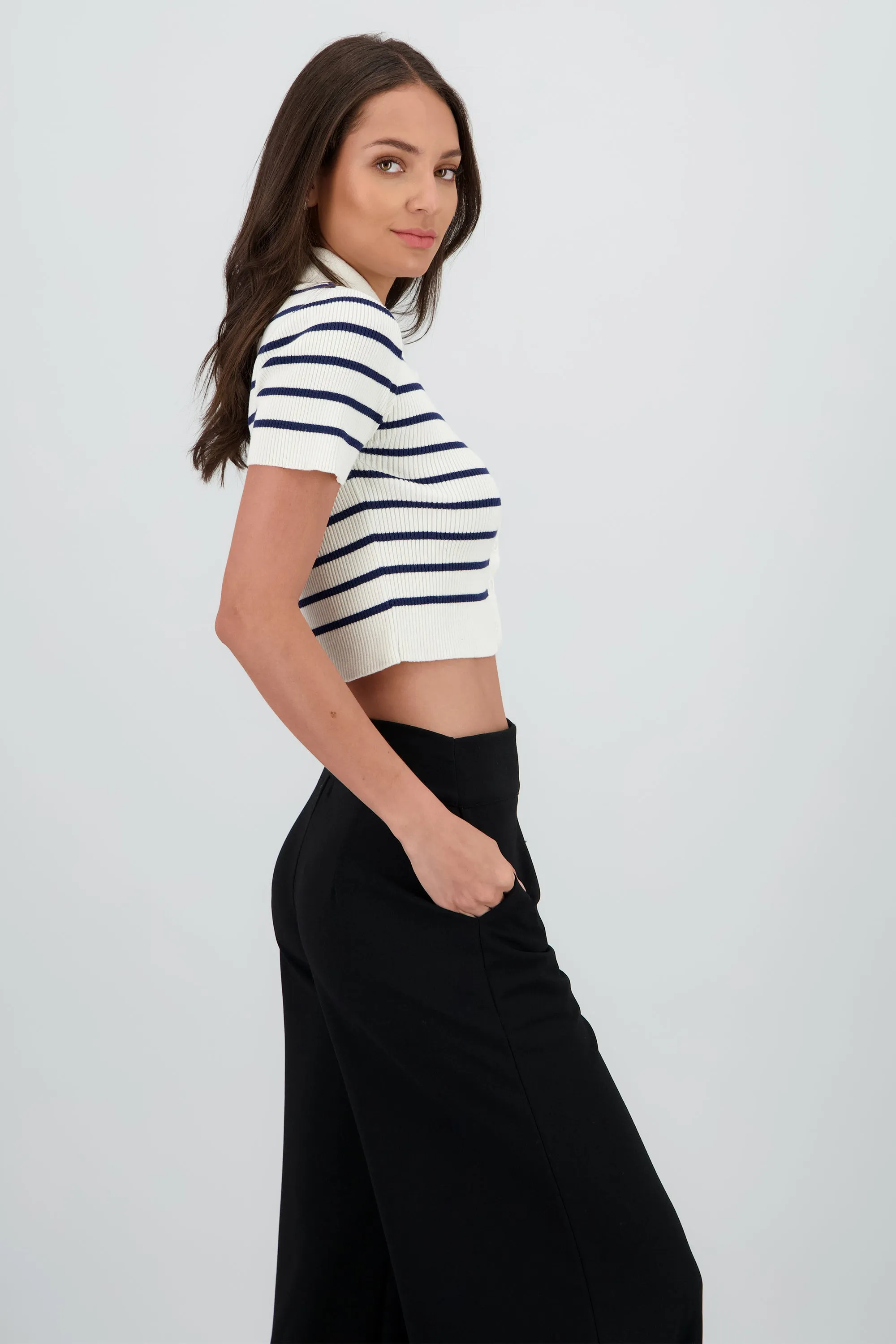 Top tejido manga corta botones sold by Shasa product image thumbnail 3