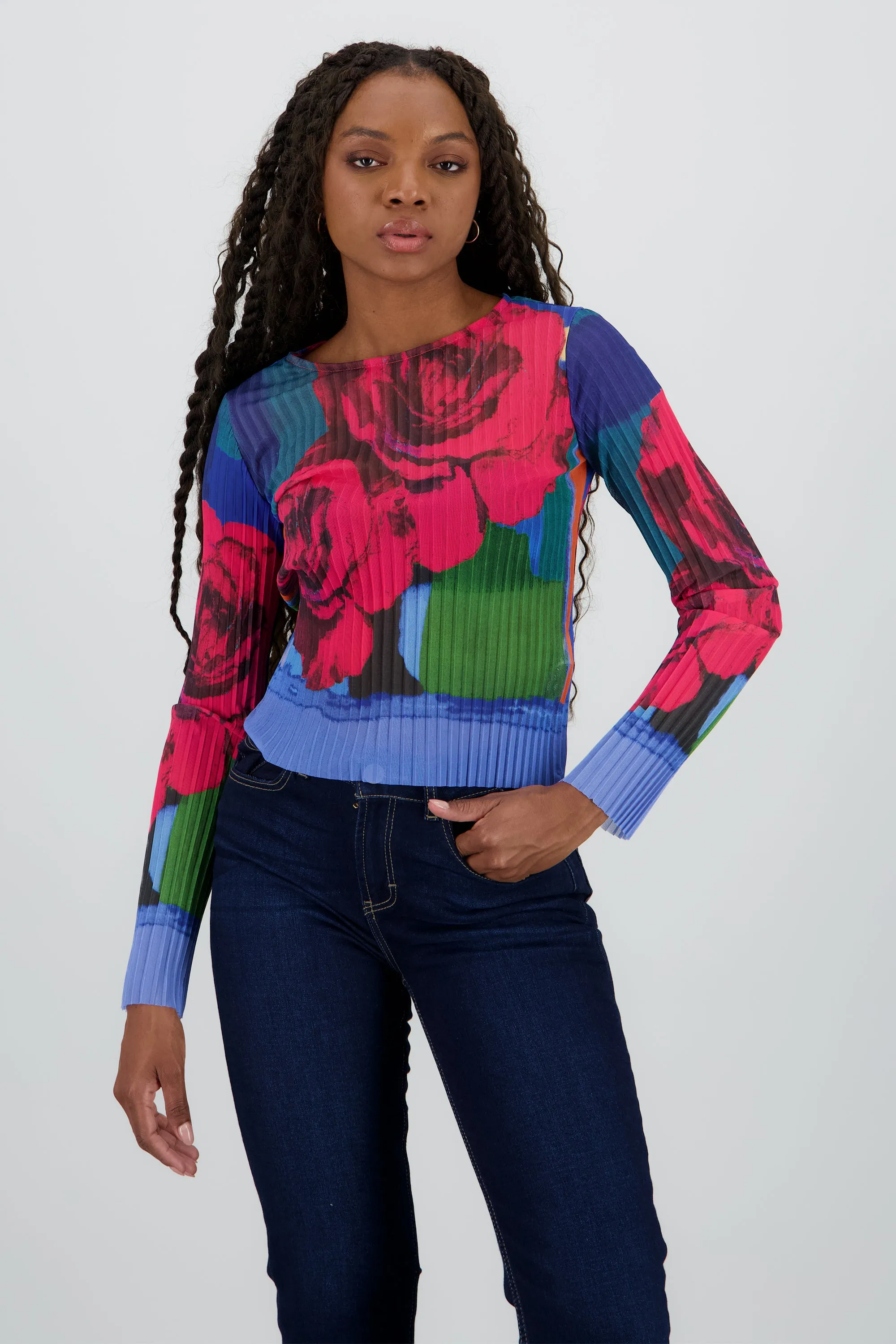 Blusa mesh estampado flores digital sold by Shasa