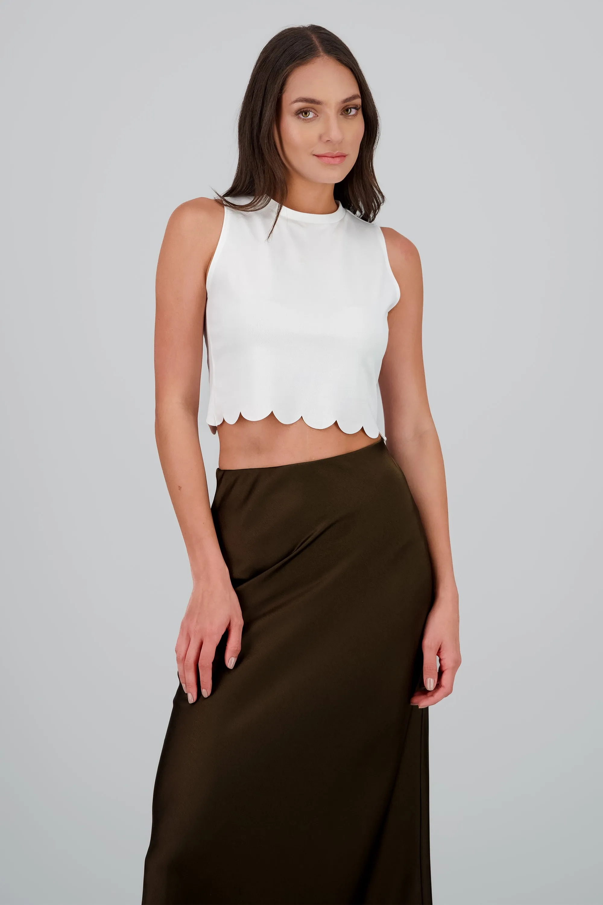 Crop top corte láser sold by Shasa