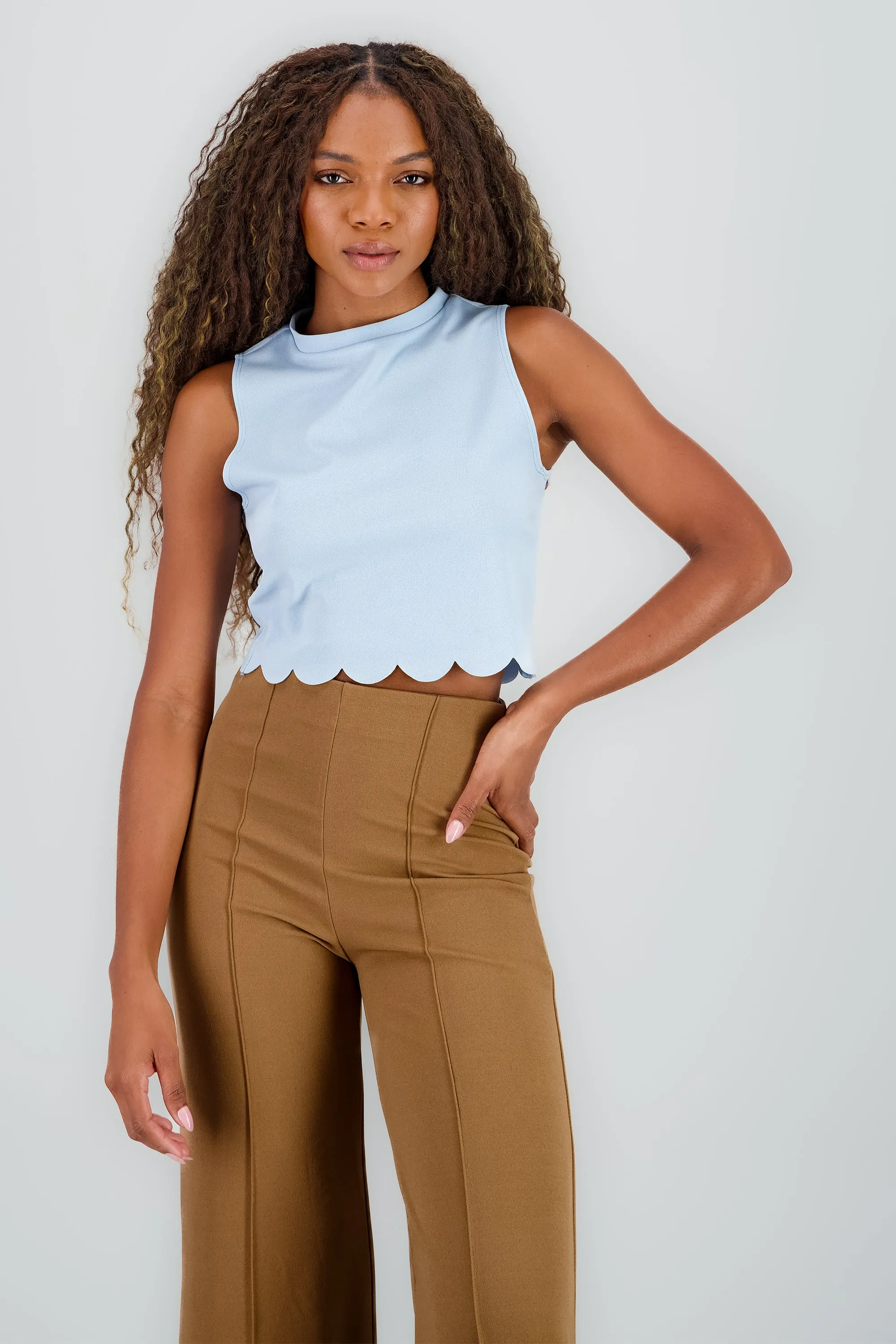 Crop top corte láser sold by Shasa product image thumbnail 2