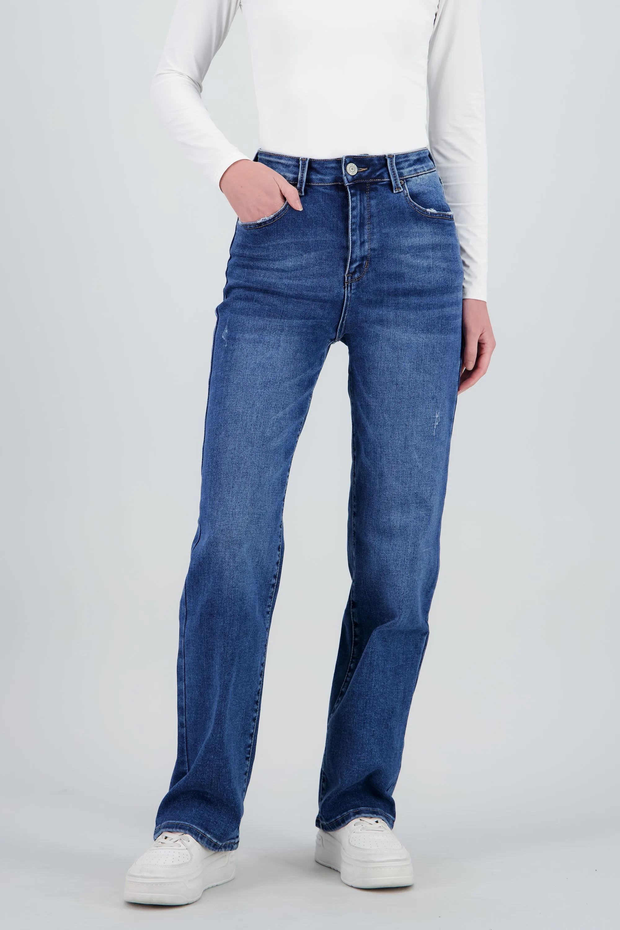 Jeans straight básicos sold by Shasa product image thumbnail 2