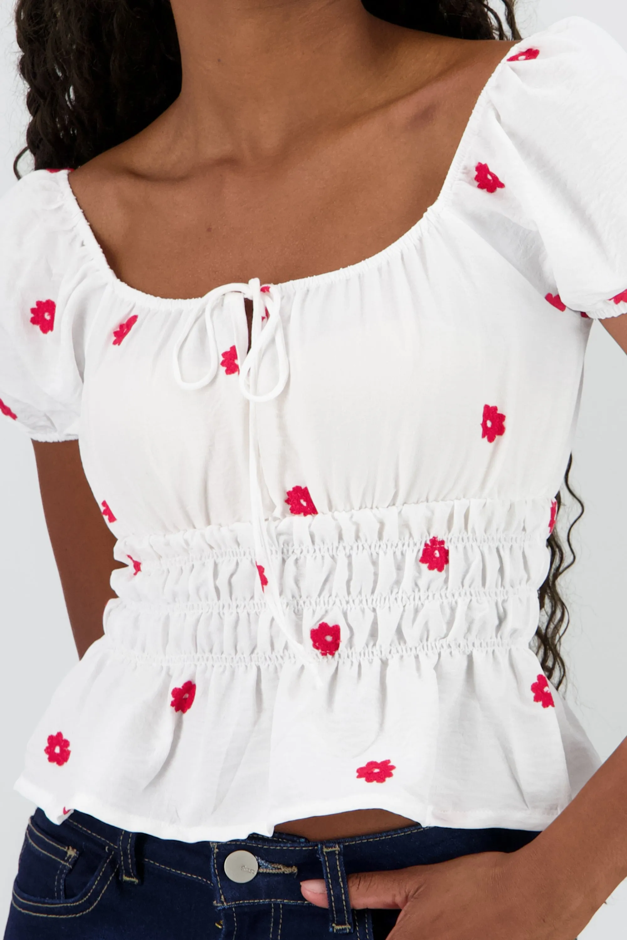 Blusa manga abullonada bordado flores sold by Shasa product image thumbnail 5