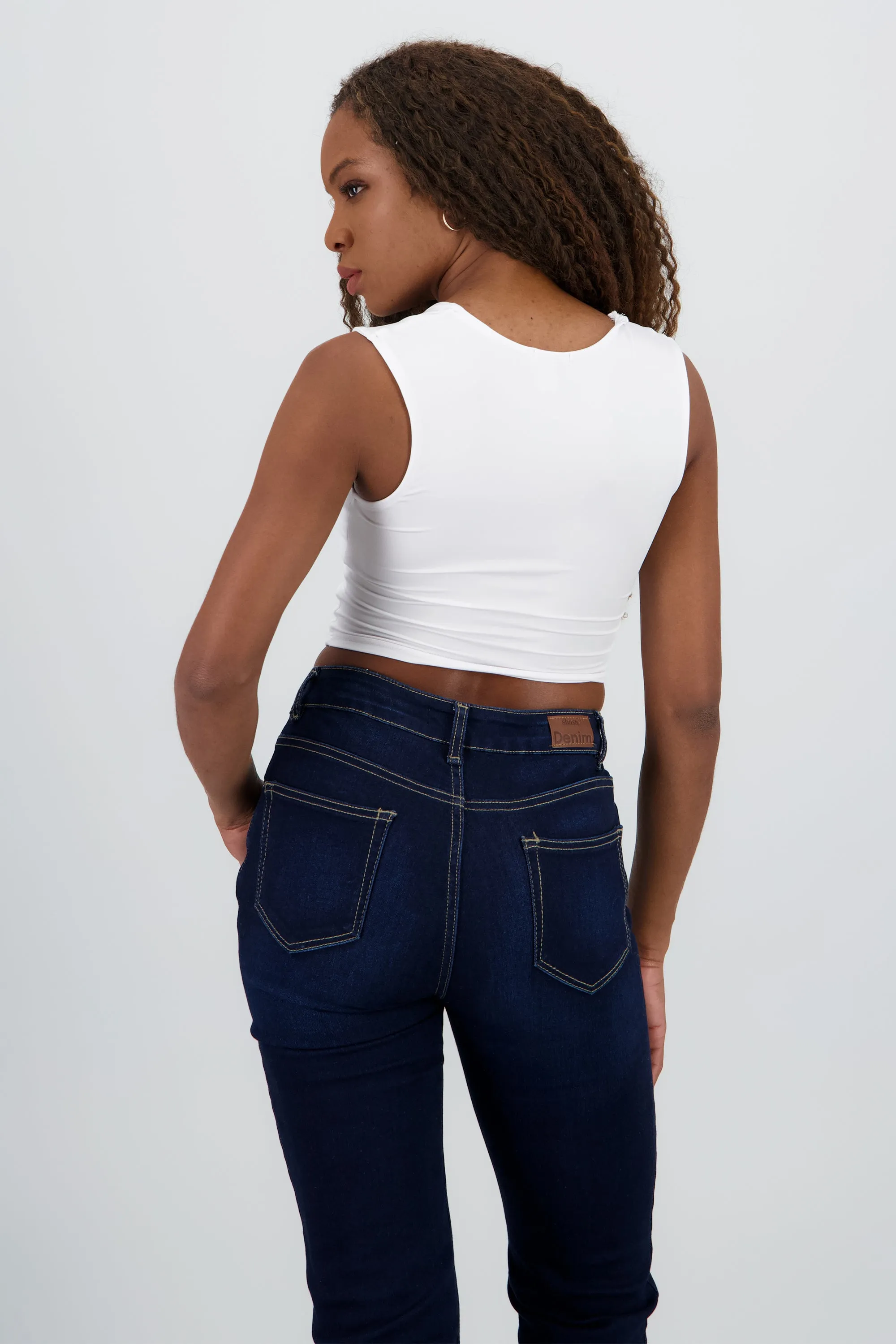 Top de escote cuadrado liso sold by Shasa product image thumbnail 4