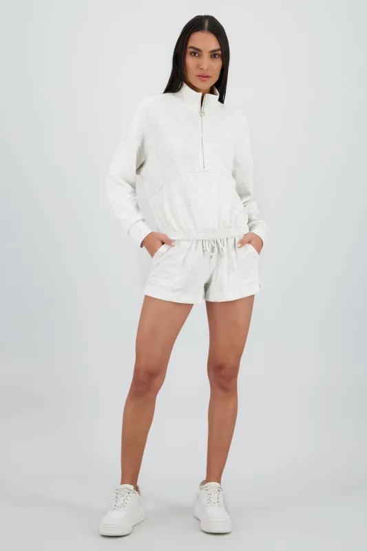 Short corto con bolsas sold by Shasa