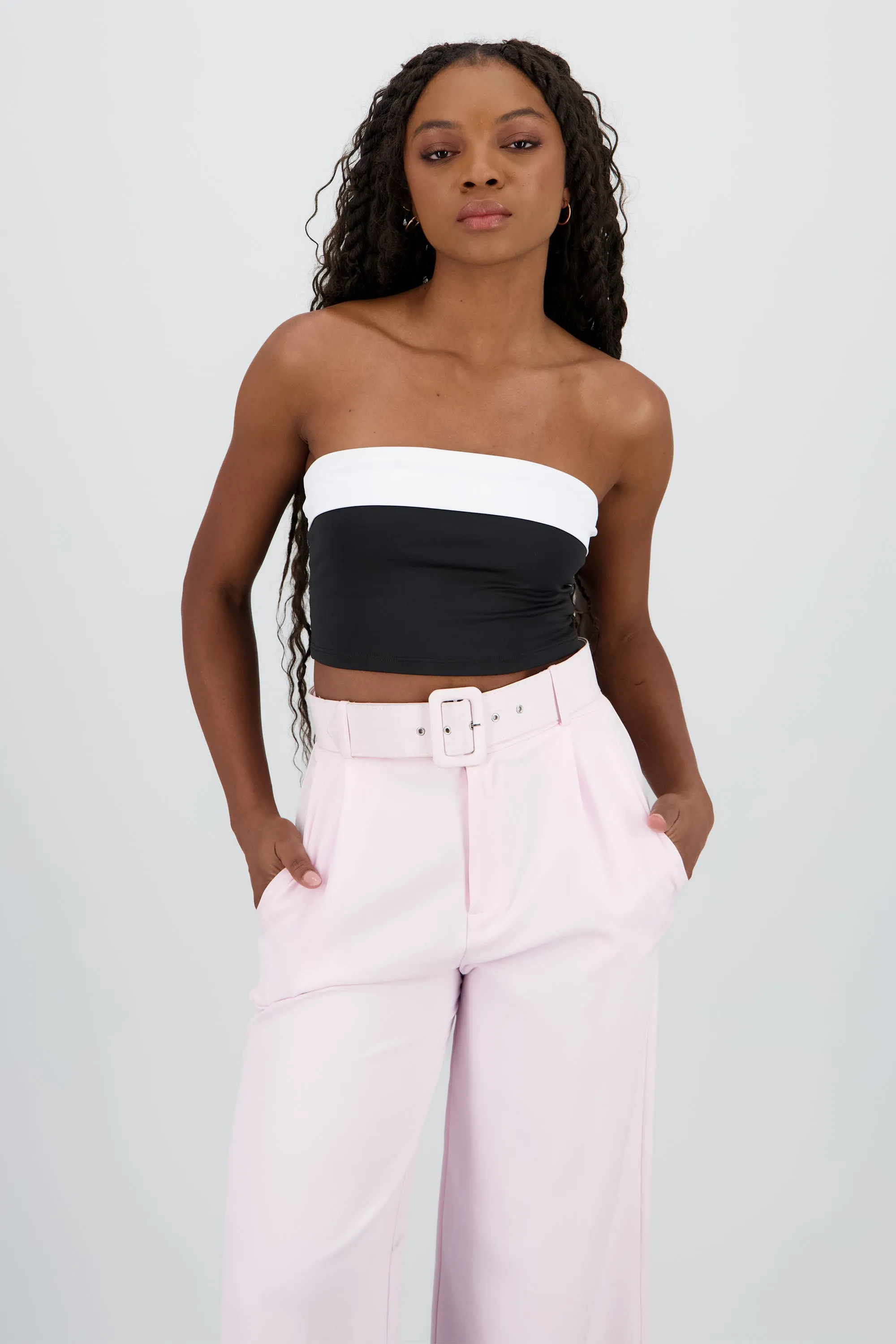 Crop top bicolor sold by Shasa