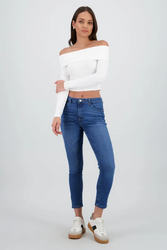 Jeans skinny regular waist sold by Shasa