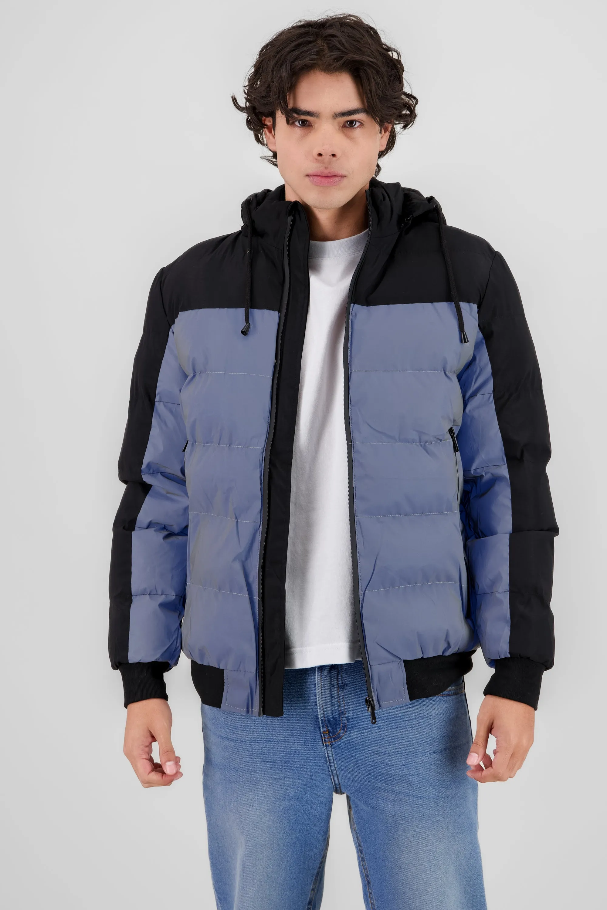 Chamarra puffer reflejante sold by Shasa