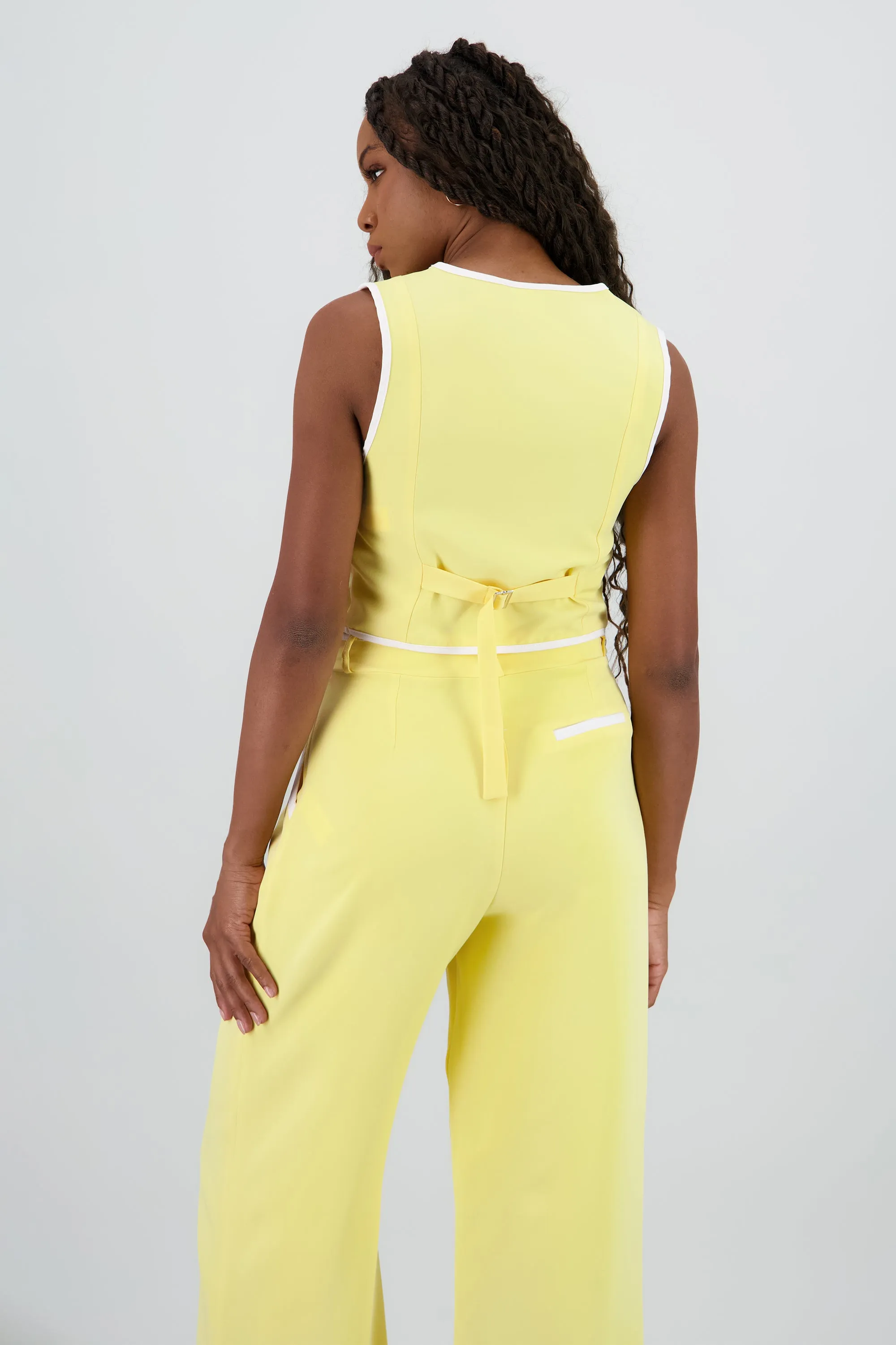 Chaleco detalle contraste cruzado 2 botones Hyp sold by Shasa product image thumbnail 4