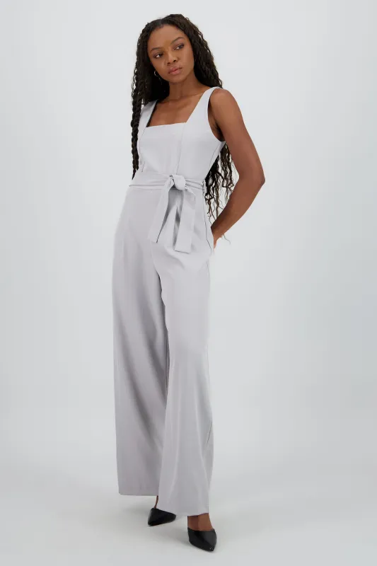 Jumpsuit tirantes detalle cinturon sold by Shasa