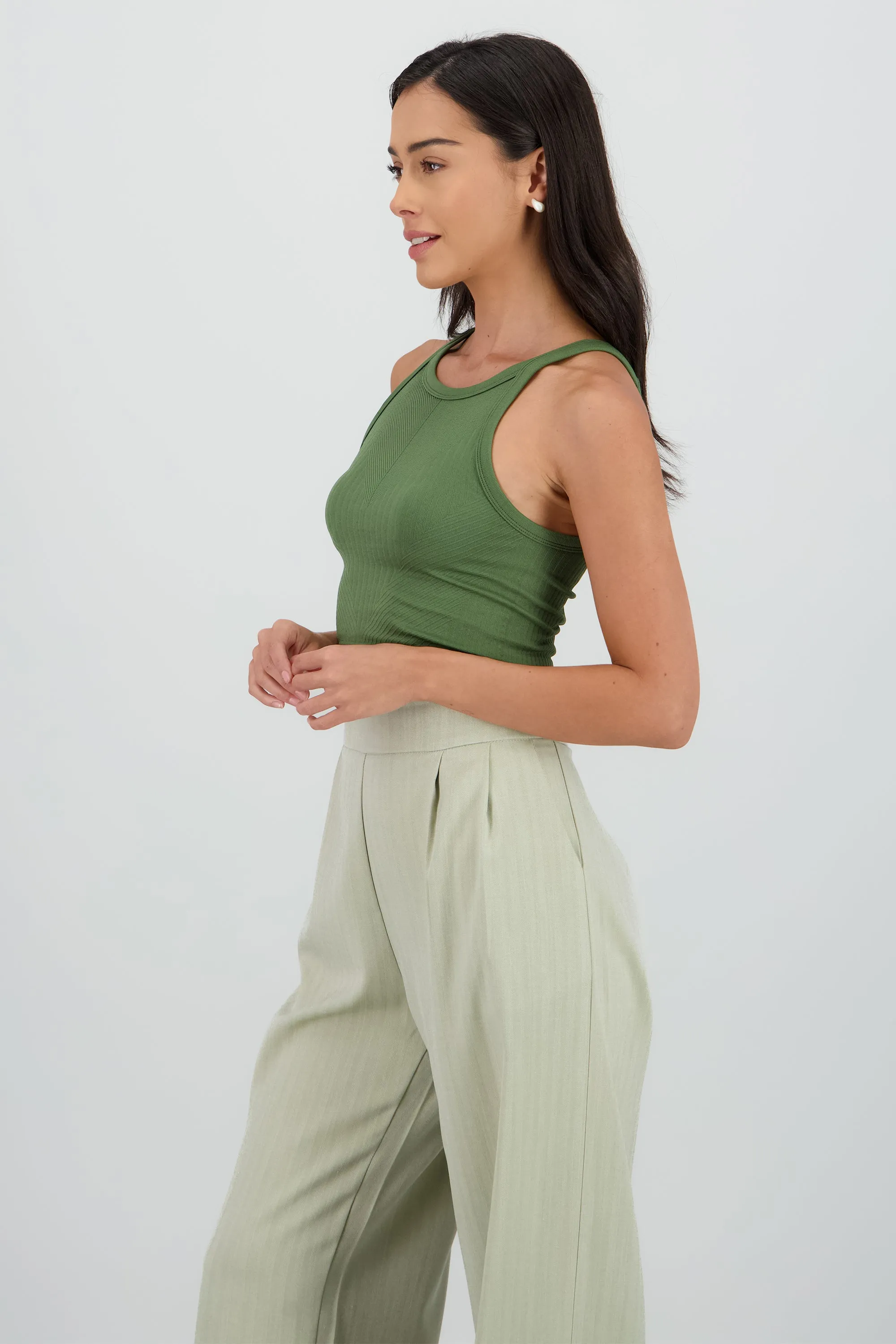 Top sin mangas cuello redondo semaless sold by Shasa product image thumbnail 3