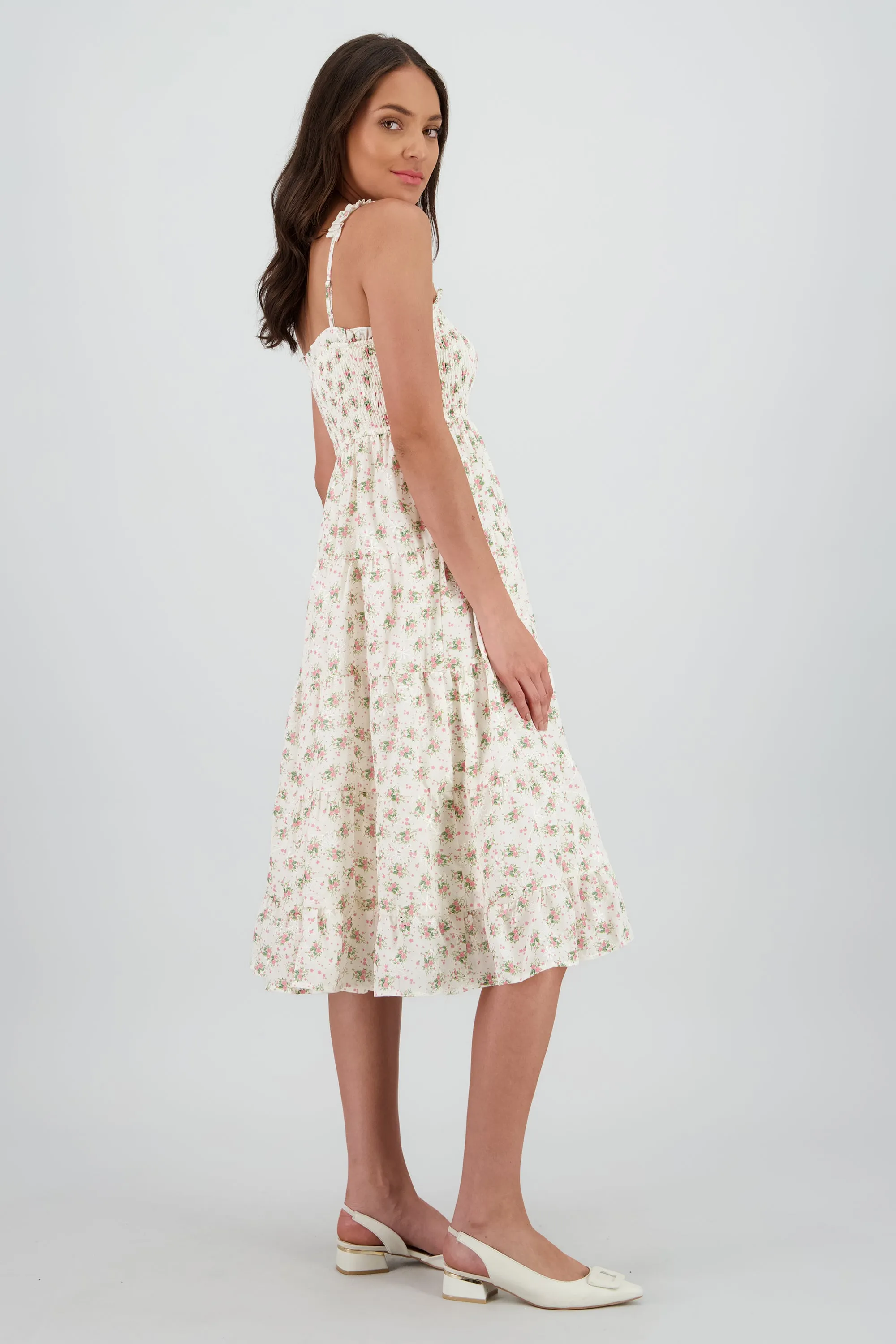 Vestido maxi bordado flores sold by Shasa product image thumbnail 3