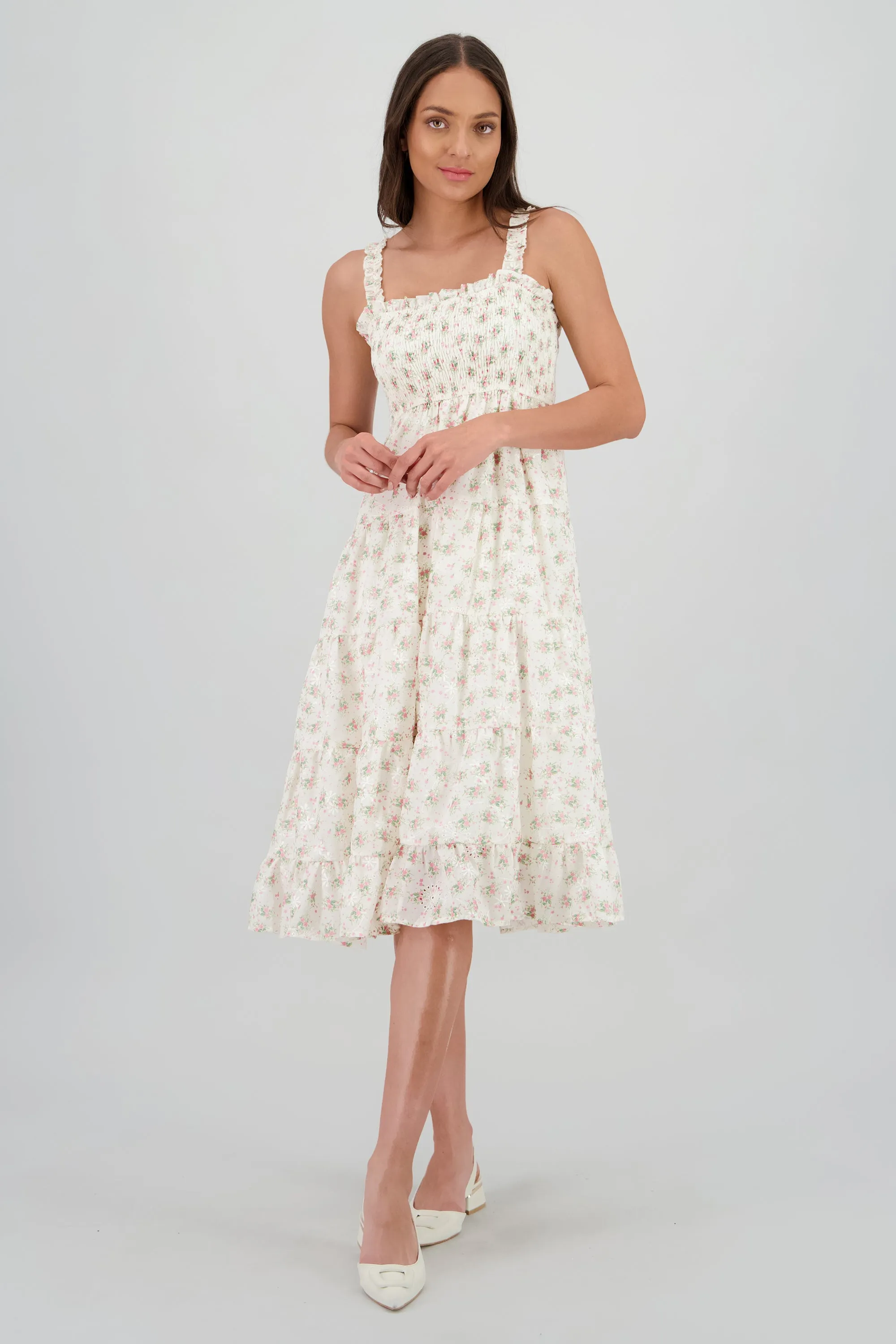 Vestido maxi bordado flores sold by Shasa product image thumbnail 2