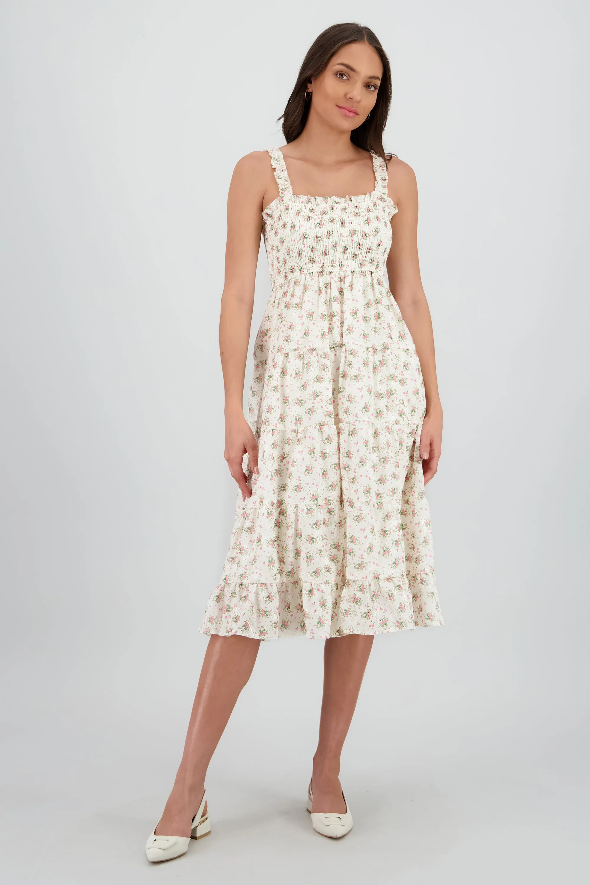 Vestido maxi bordado flores sold by Shasa