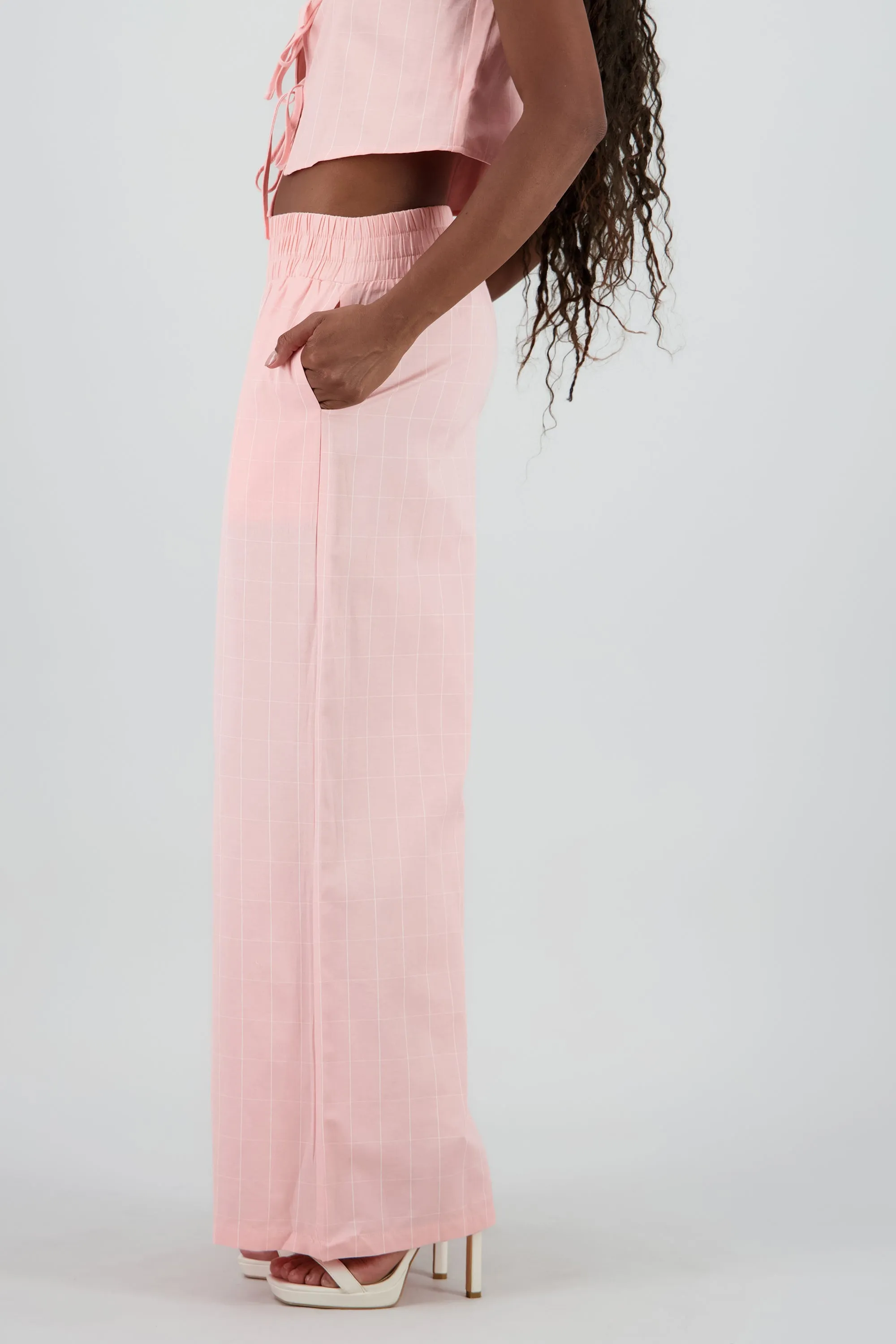 Pantalon amplio fluido wide leg sold by Shasa product image thumbnail 3