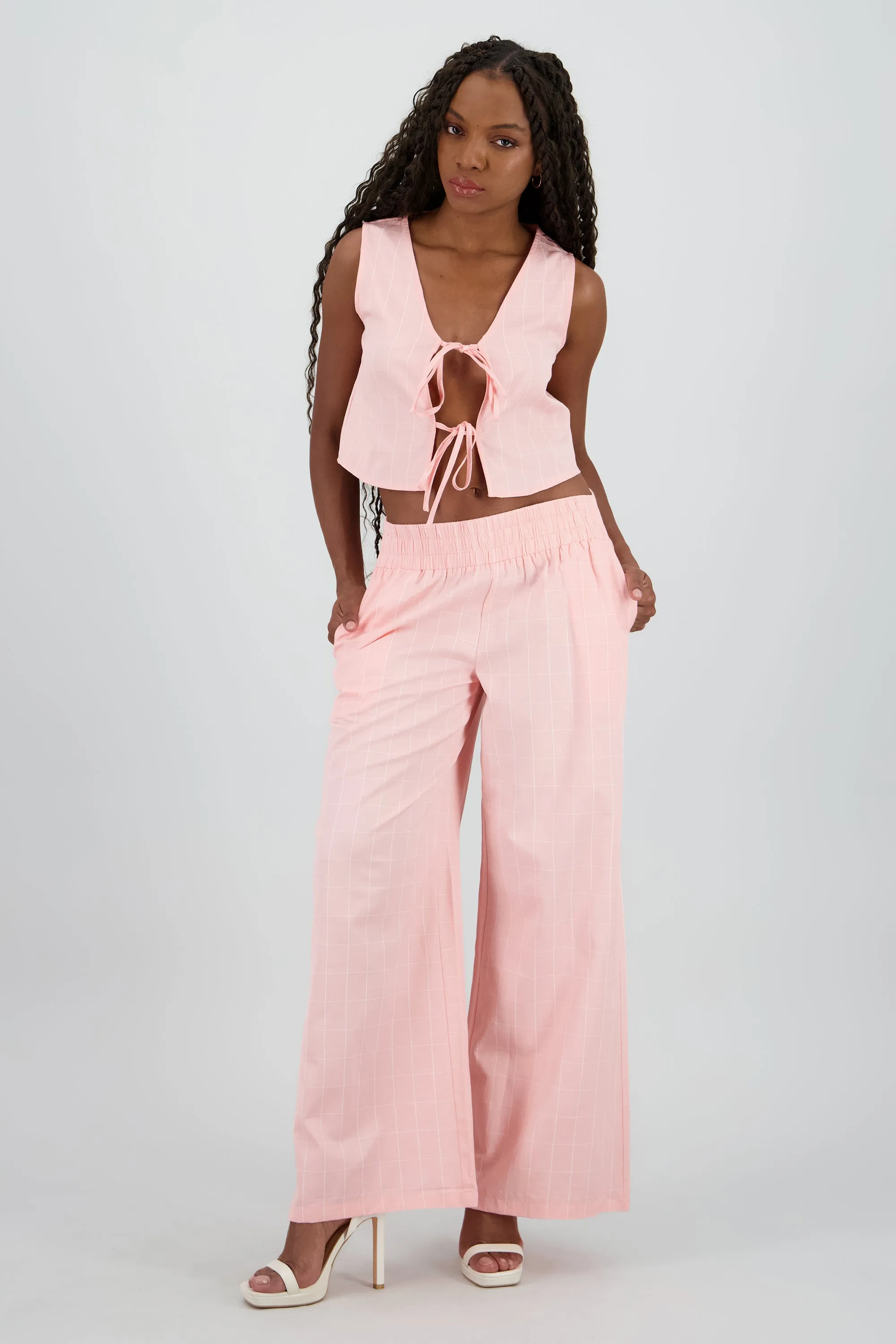 Pantalon amplio fluido wide leg sold by Shasa