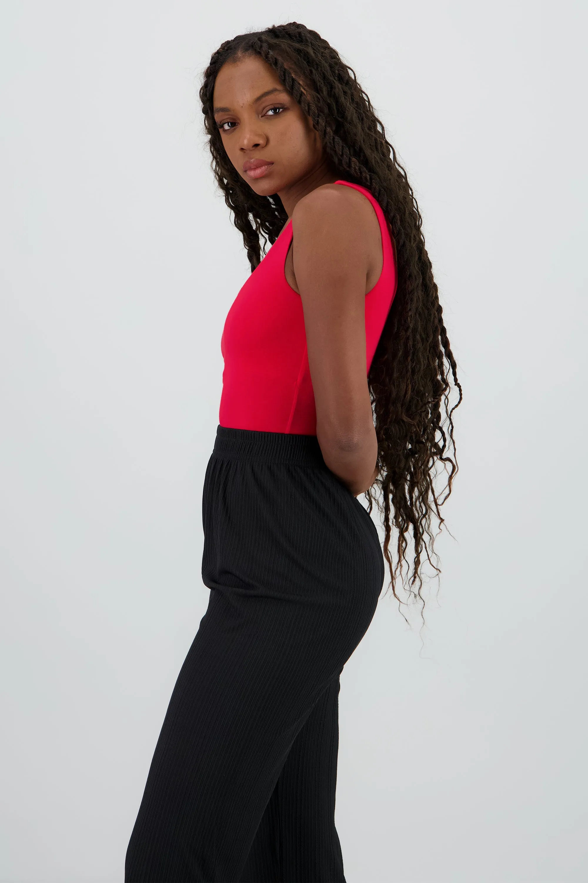 Body liso tirantes escote redondo sold by Shasa product image thumbnail 3