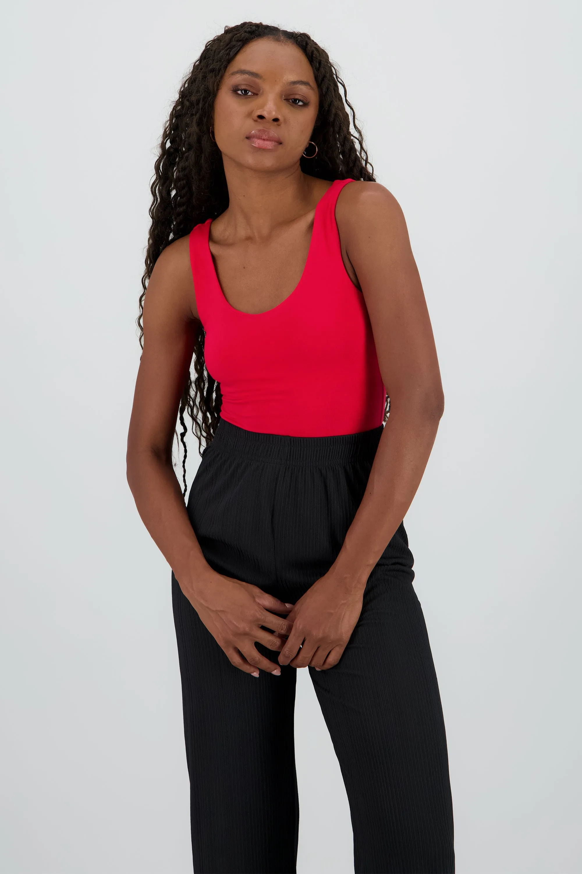 Body liso tirantes escote redondo sold by Shasa product image thumbnail 2