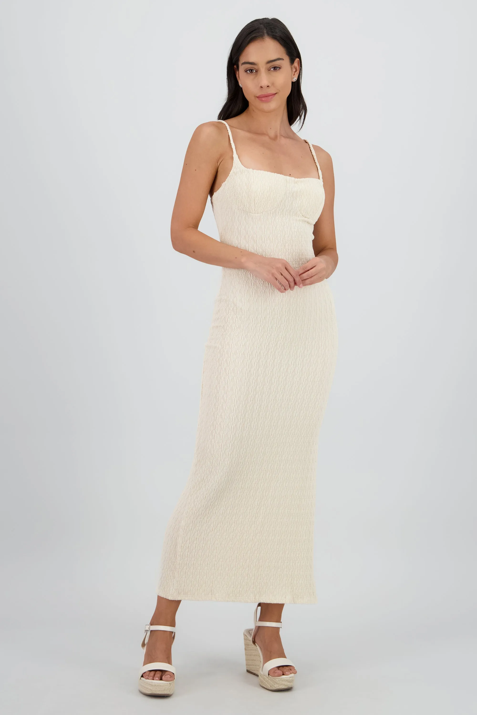 Vestido maxi textura con copas sold by Shasa