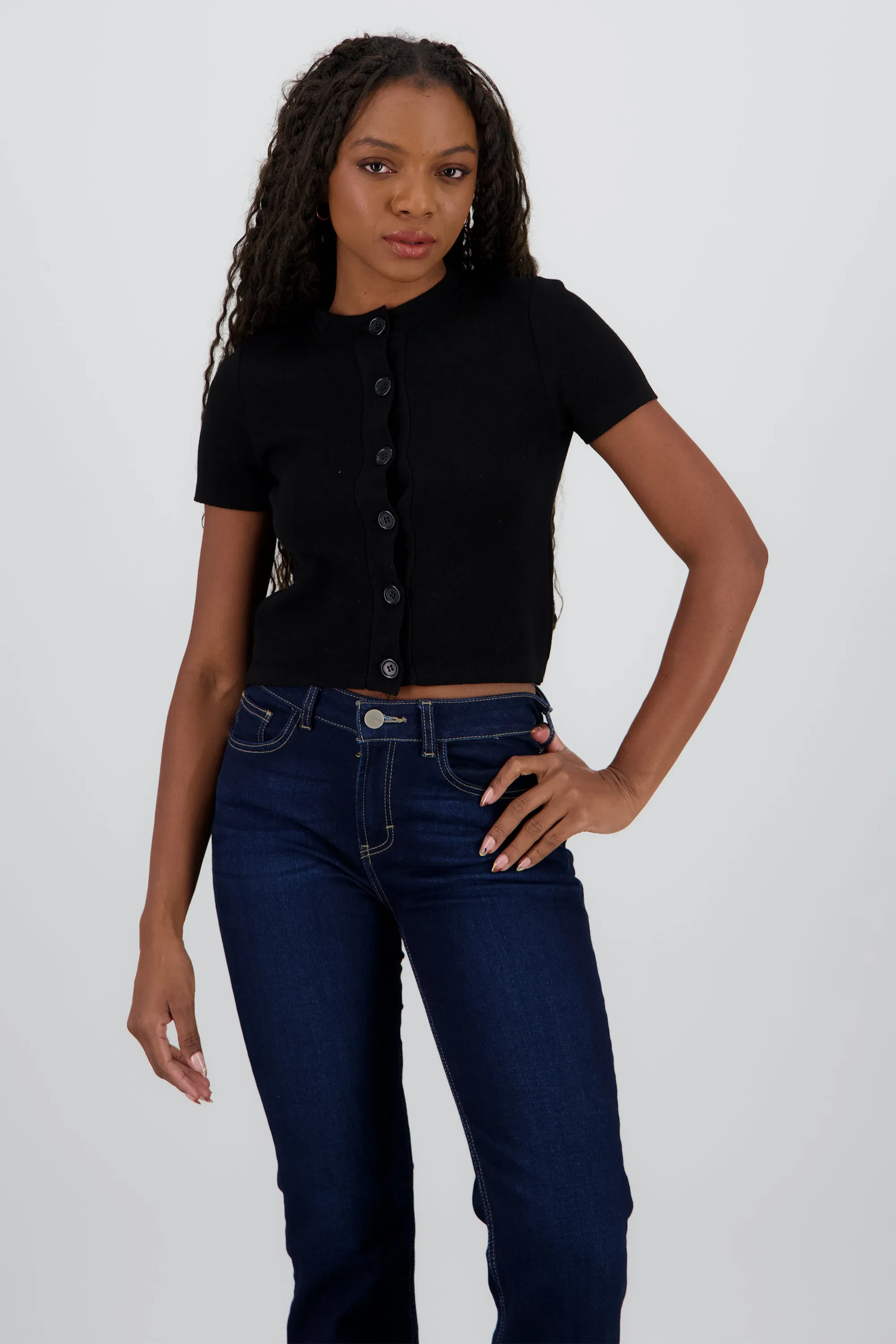 Top tejido manga corta con botones sold by Shasa