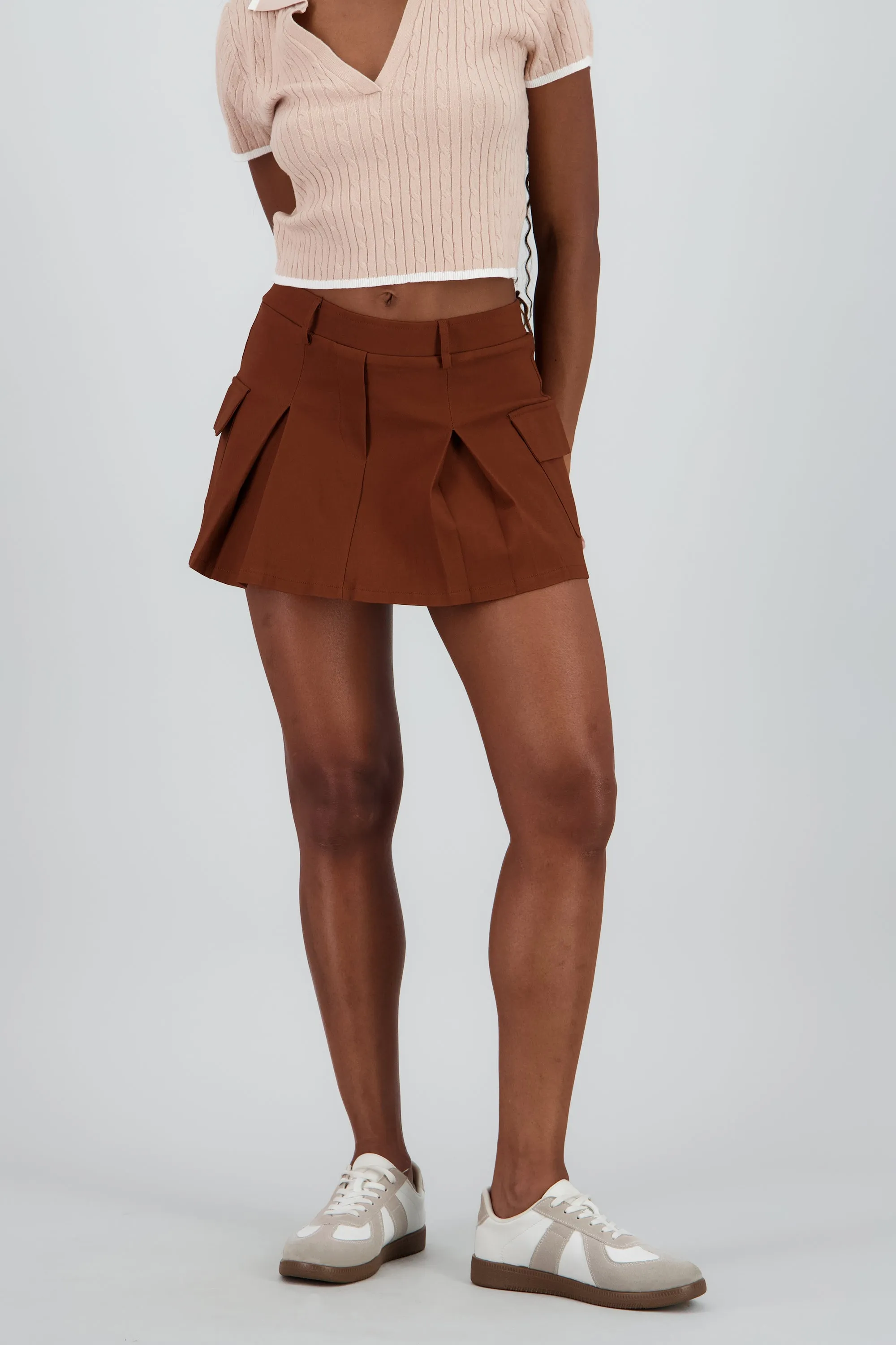 Falda tableada con bolsas cargo sold by Shasa product image thumbnail 2