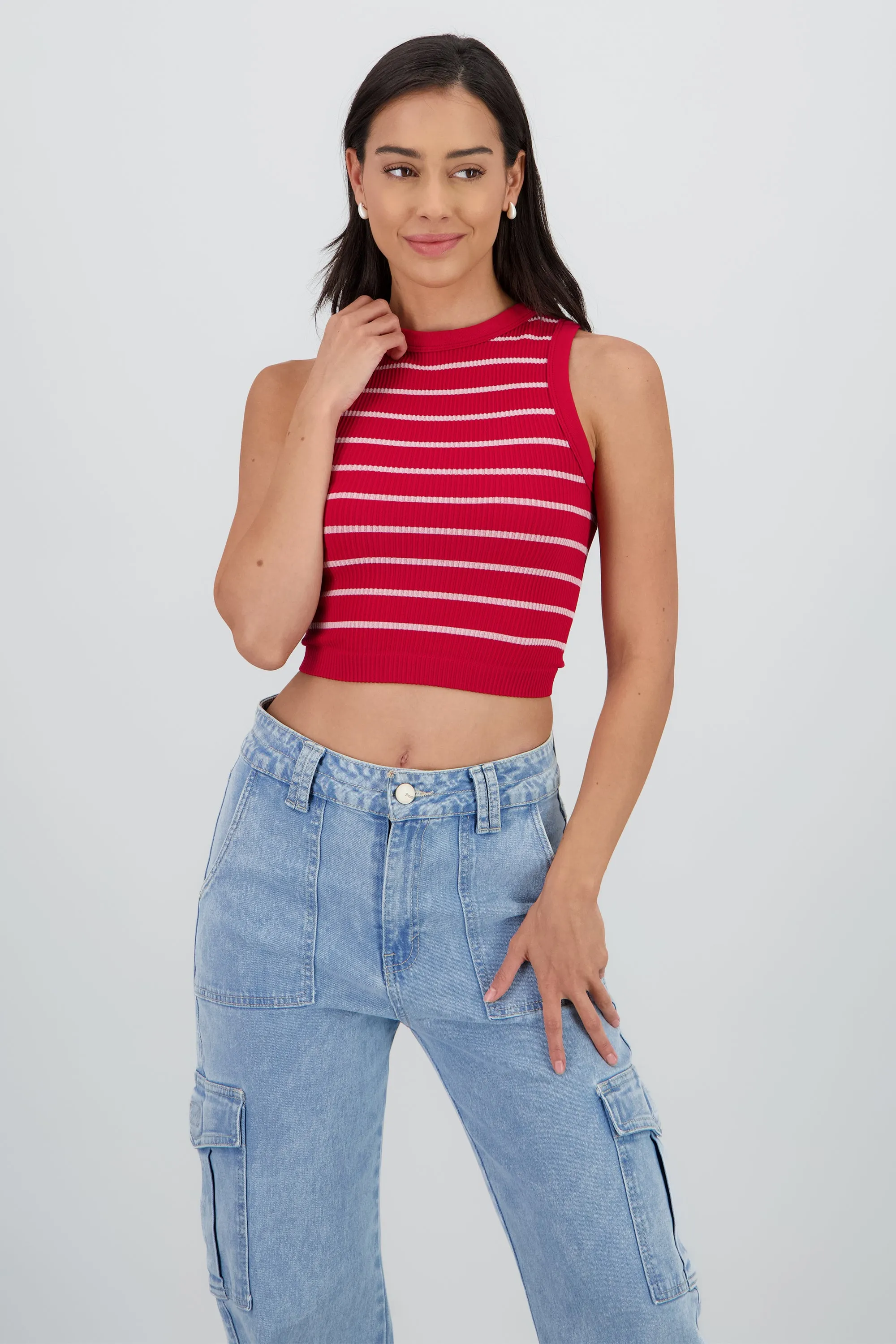 Top cuello redondo rayas seamless sold by Shasa