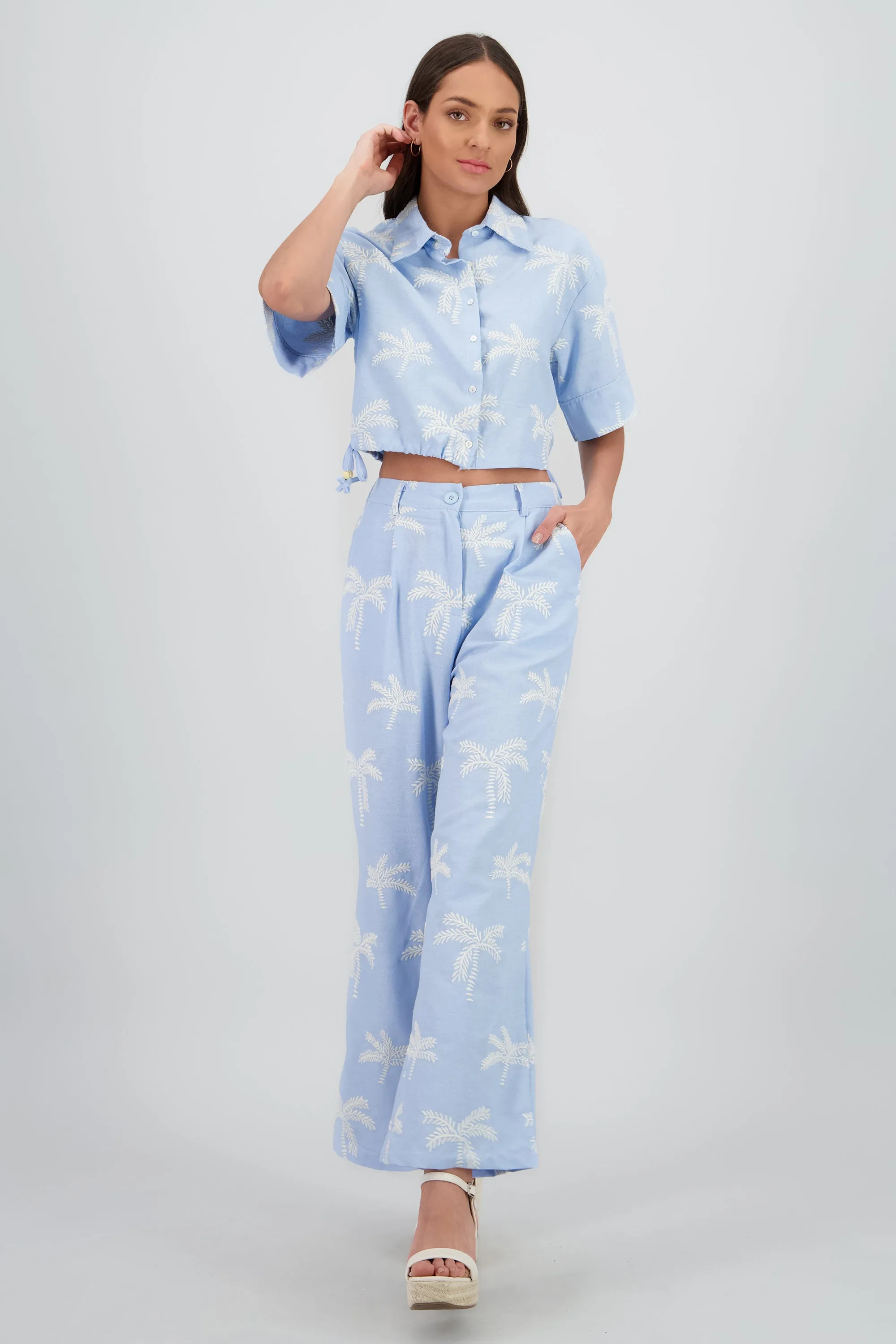 Pantalon recto detalle palmeras sold by Shasa