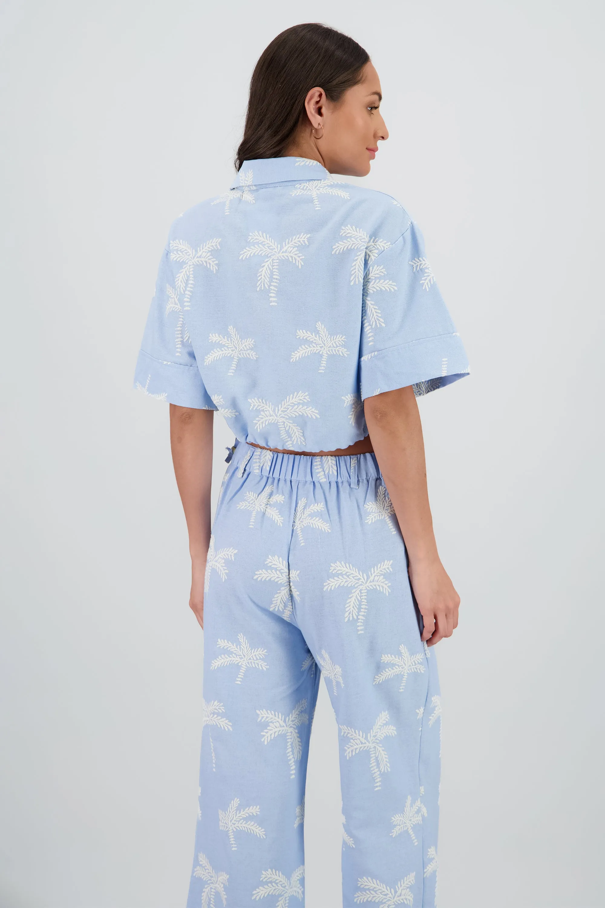 Camisa crop manga corta detalle palmeras sold by Shasa product image thumbnail 4