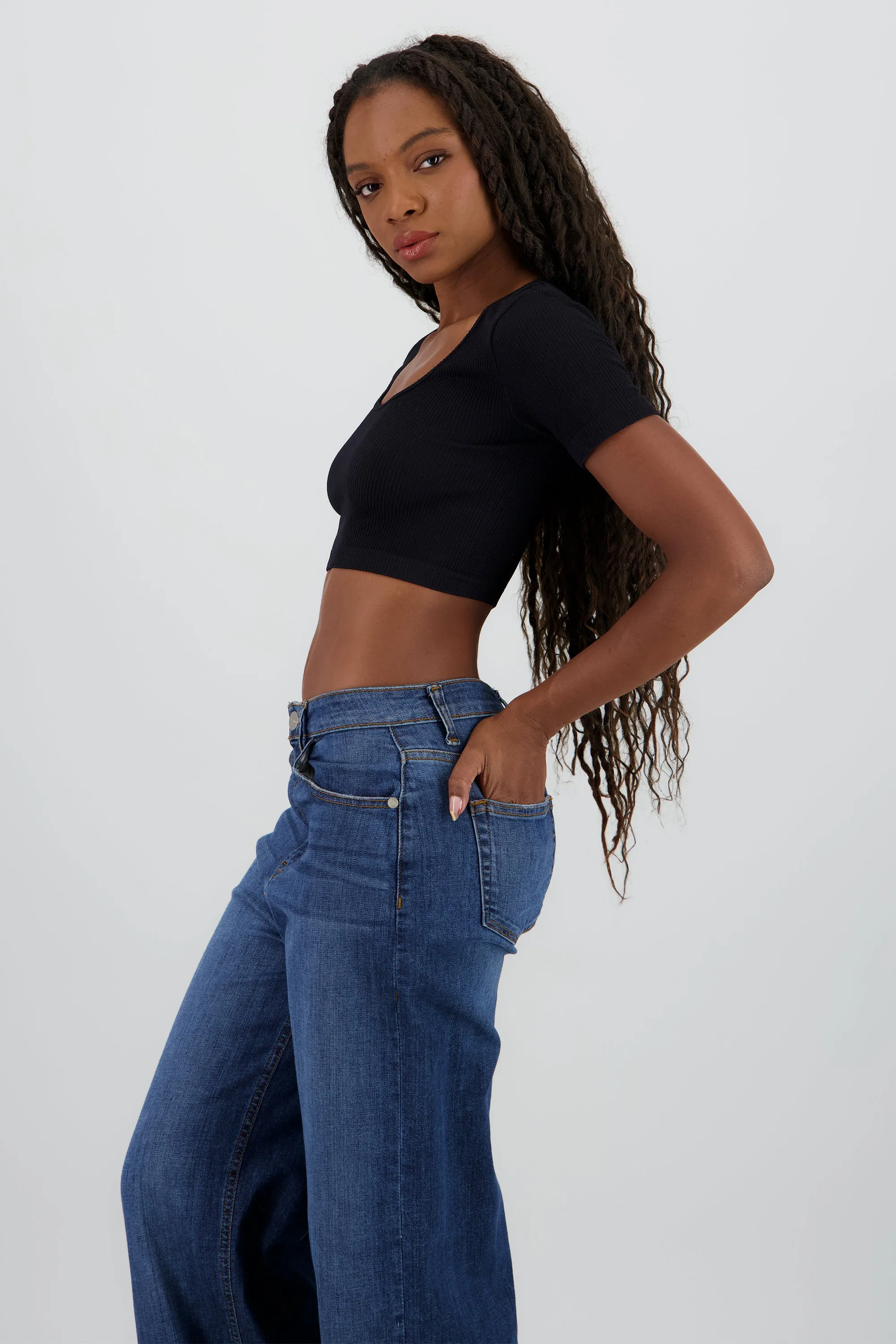 Crop top liso seamless sold by Shasa product image thumbnail 3