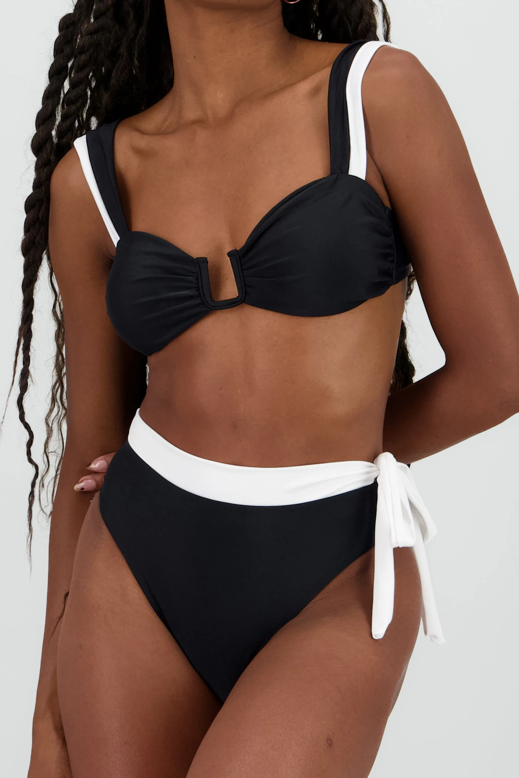 Bikini moño cintura alta contraste sold by Shasa product image thumbnail 5