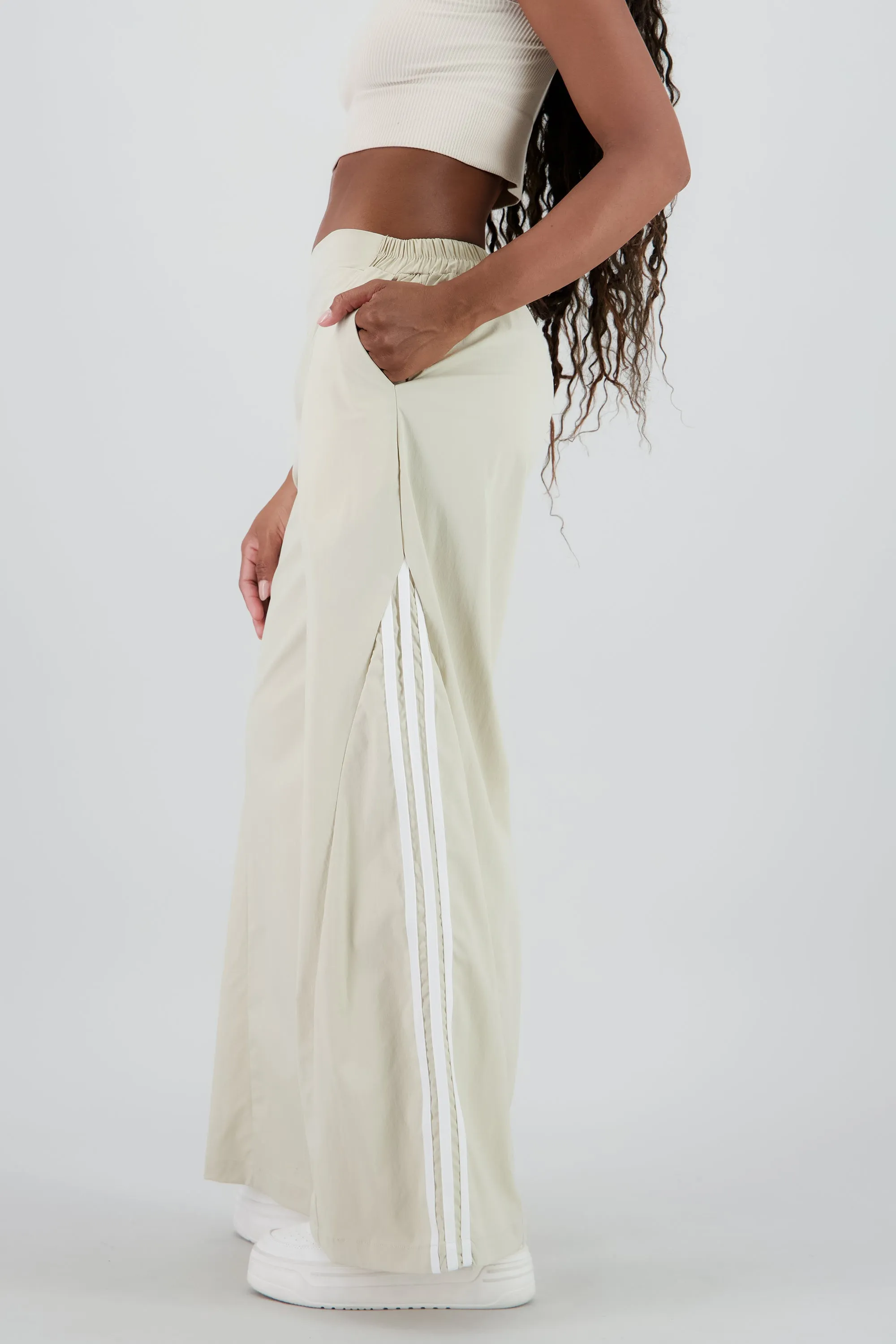 Pantalon amplio detalle franjas contraste sold by Shasa product image thumbnail 3