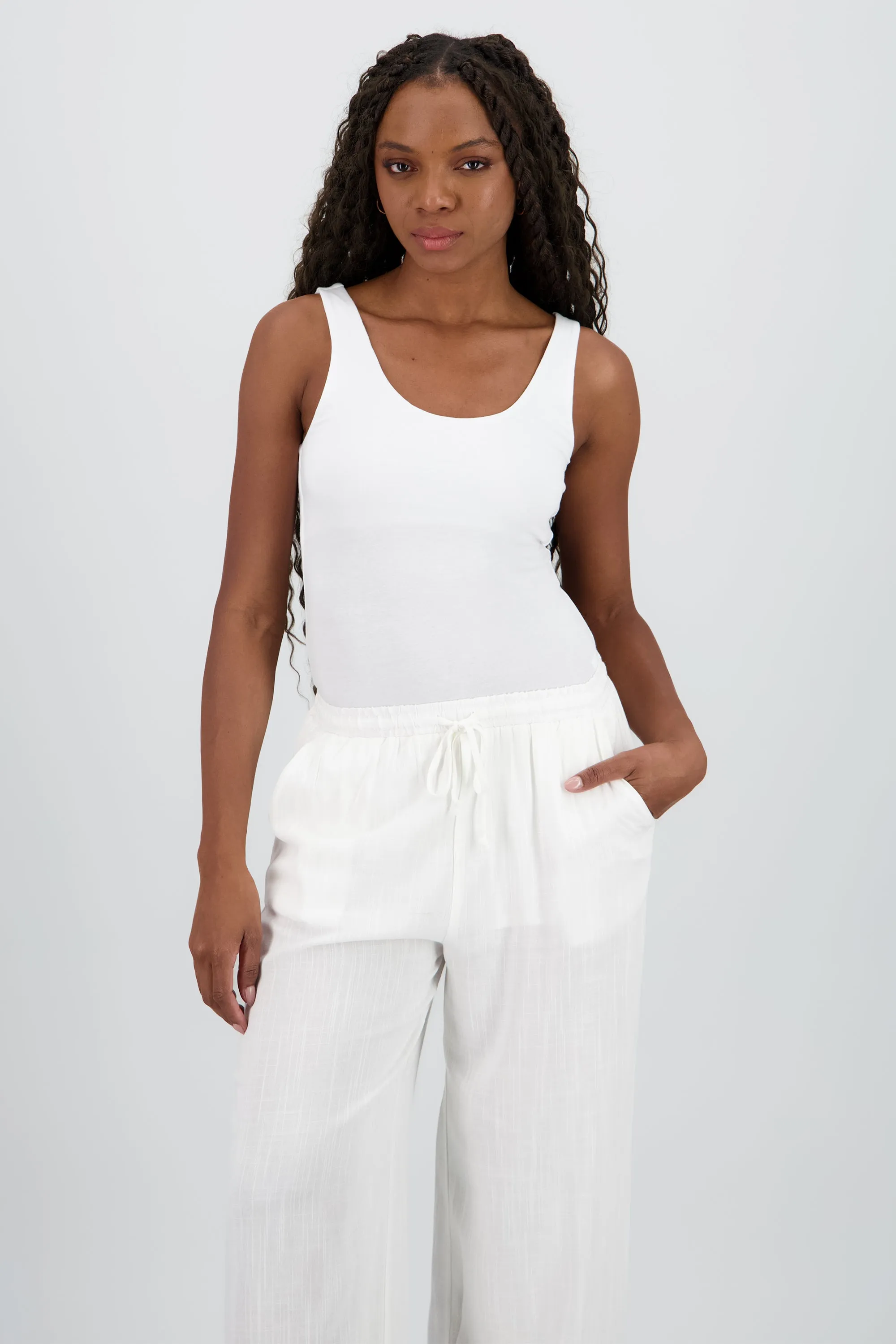 Body liso tirantes escote redondo sold by Shasa