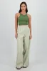 Pantalon amplio detalle bolsas pretina sold by Shasa