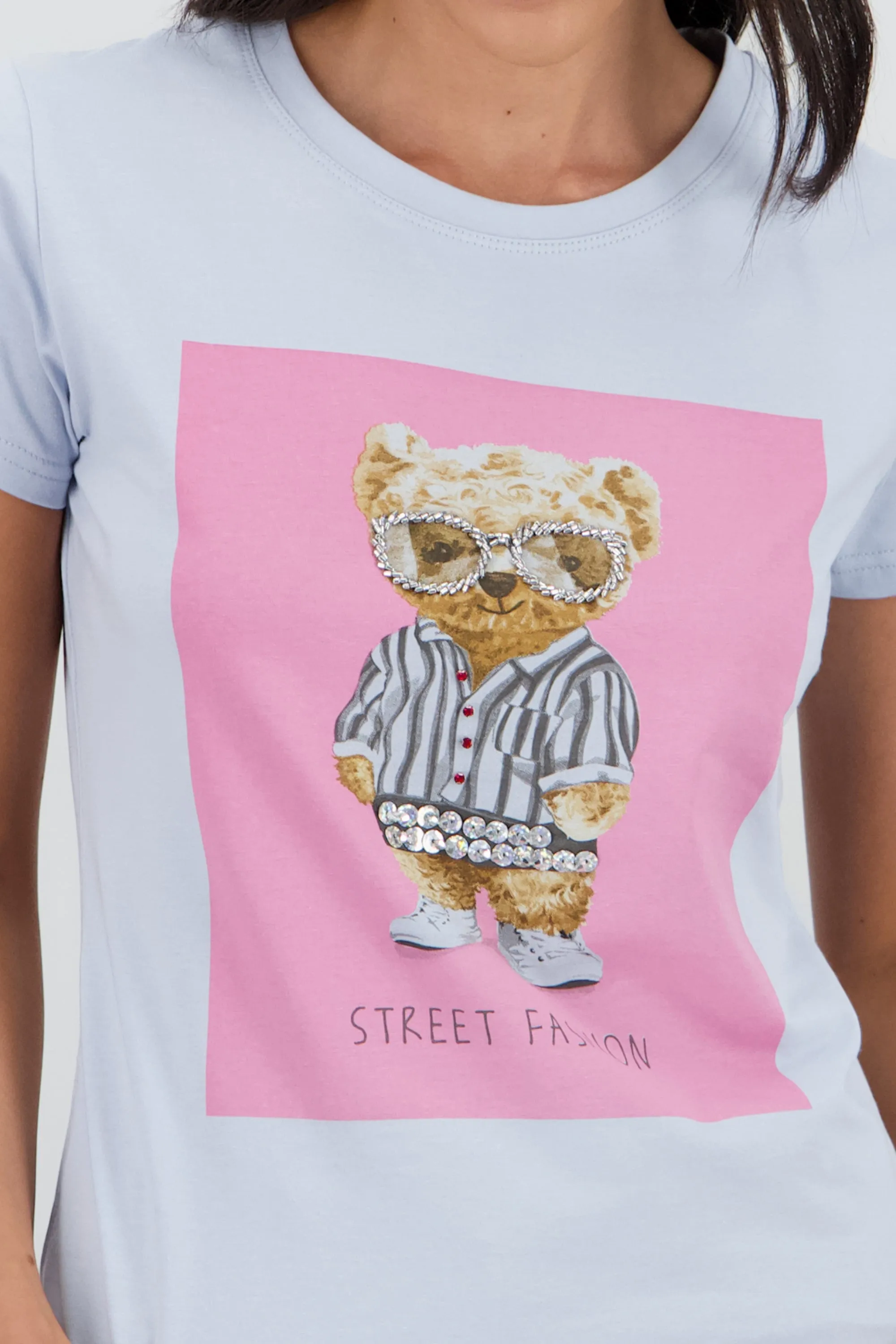 T-shirt oso detalle aplicacion sold by Shasa product image thumbnail 5